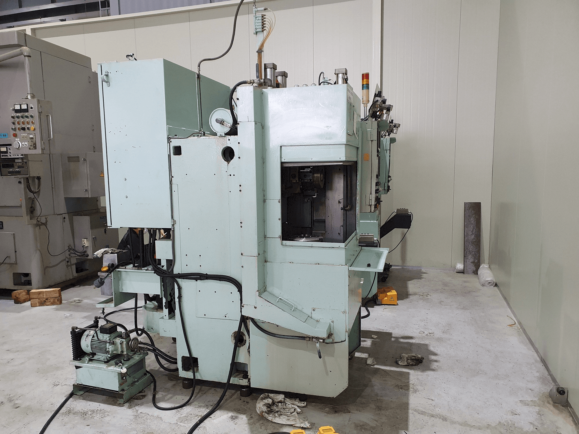 Front view of KANZAKI MV5T machine