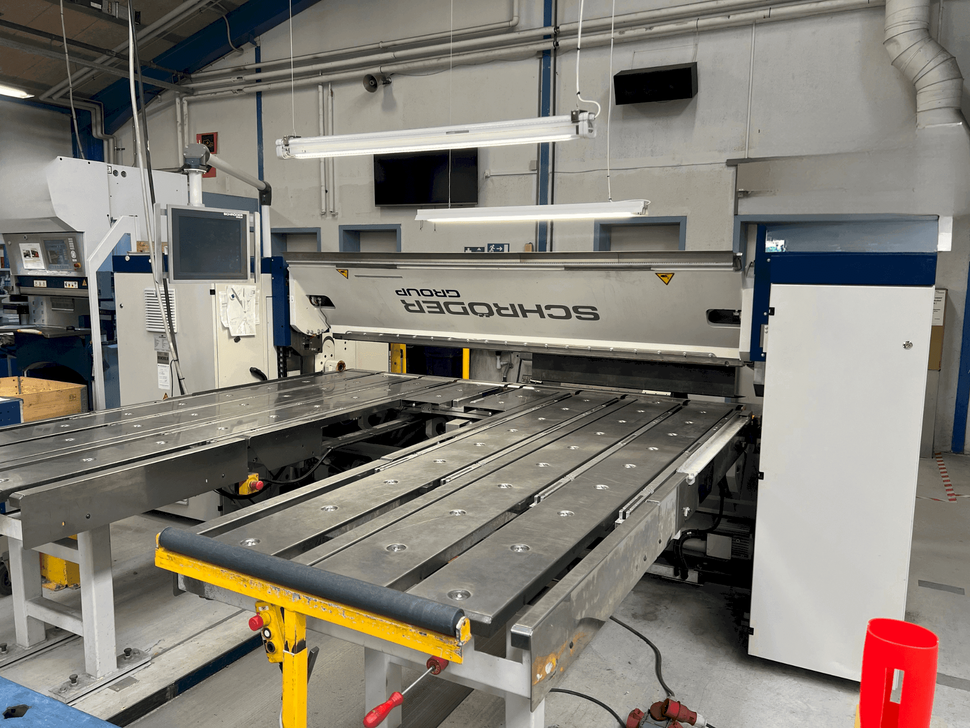 MACHINE_IMG_ALT_FRONT_VIEW