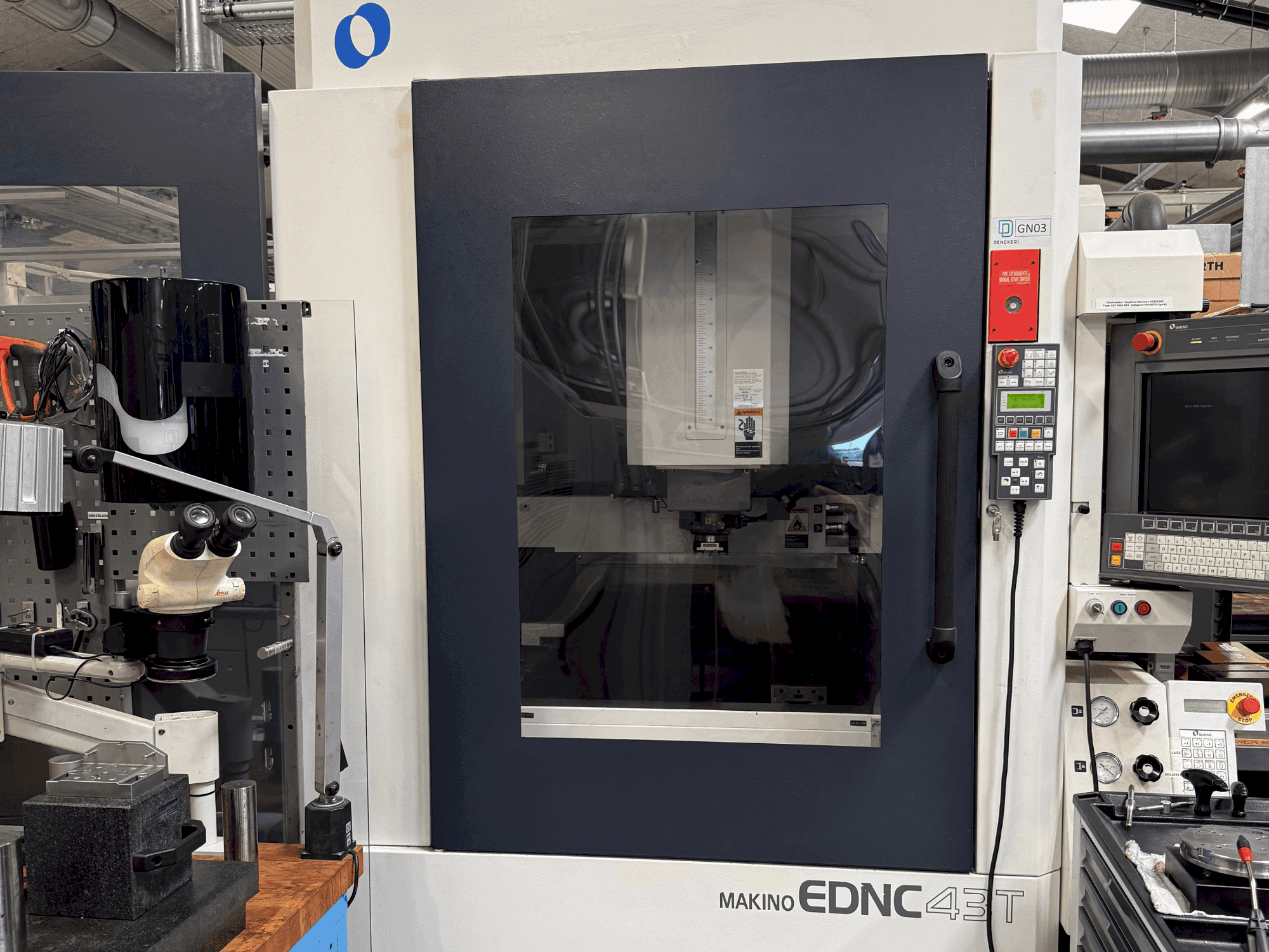 MACHINE_IMG_ALT_FRONT_VIEW