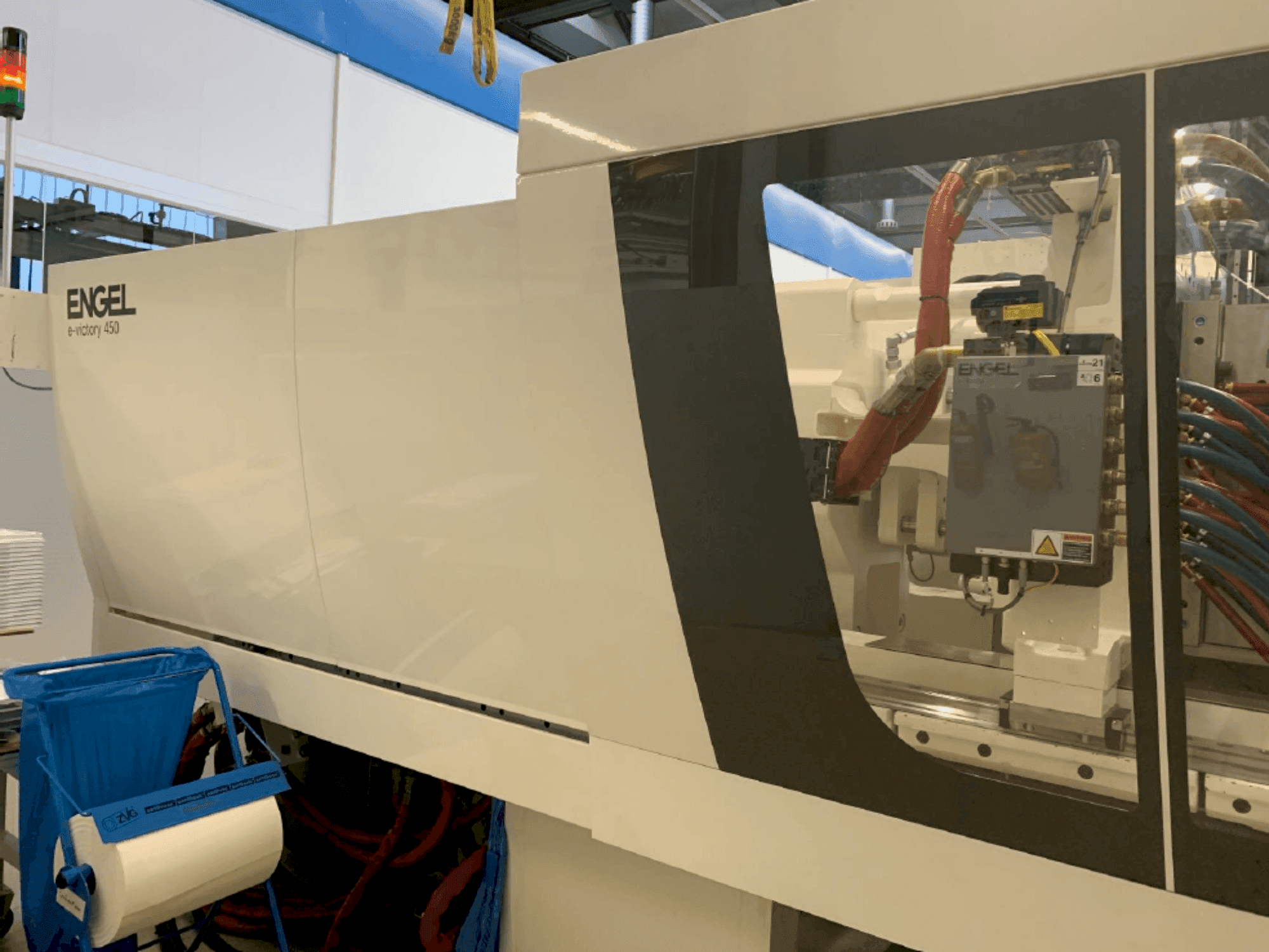 MACHINE_IMG_ALT_FRONT_VIEW