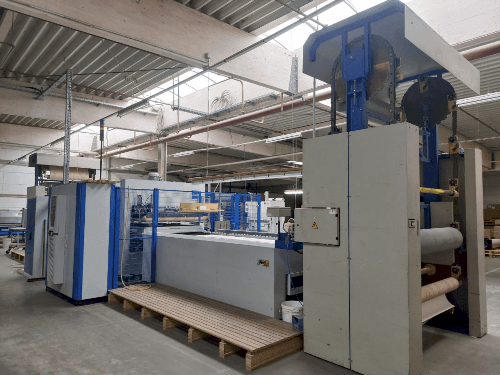 MACHINE_IMG_ALT_FRONT_VIEW