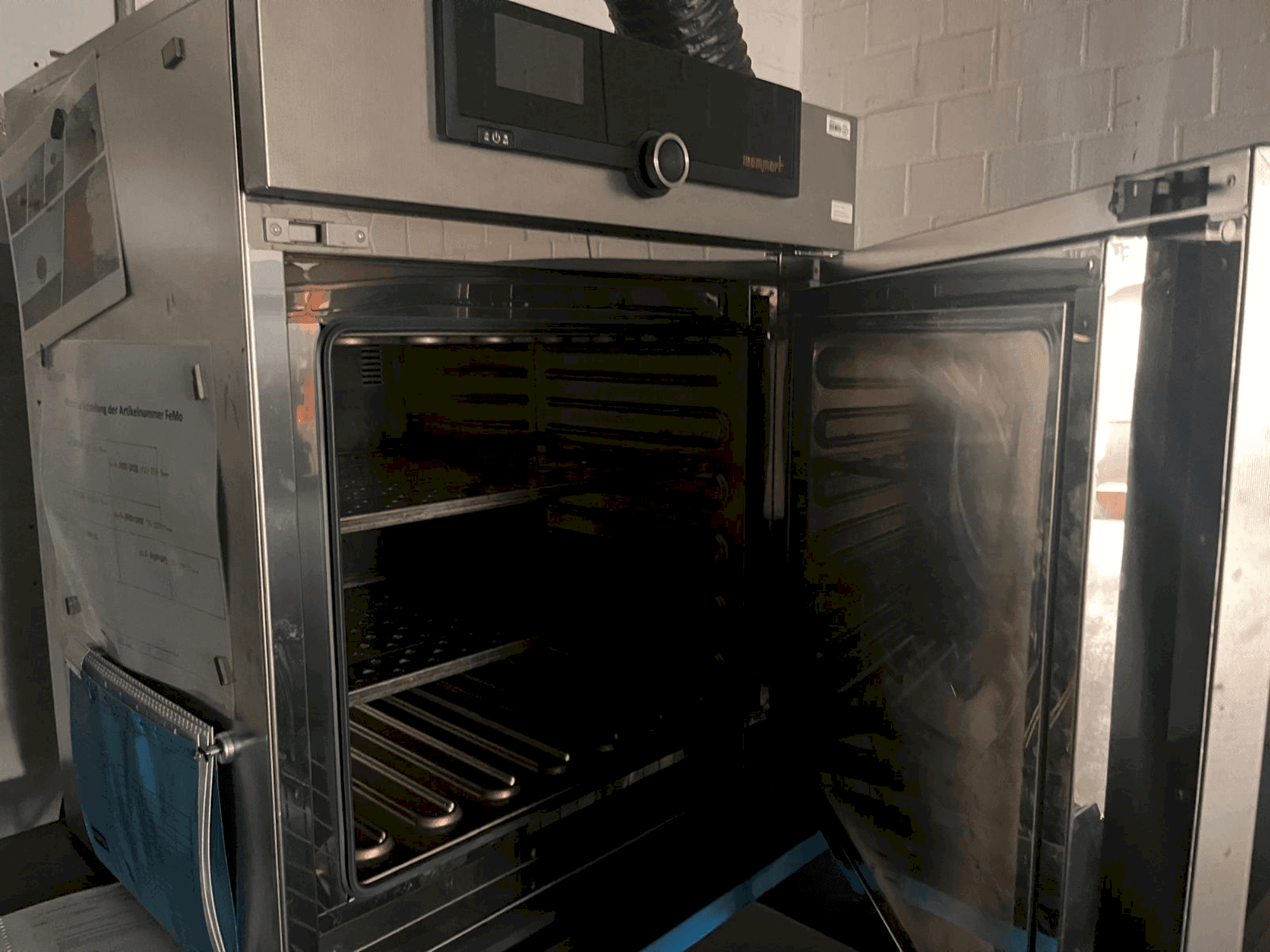 MACHINE_IMG_ALT_FRONT_VIEW