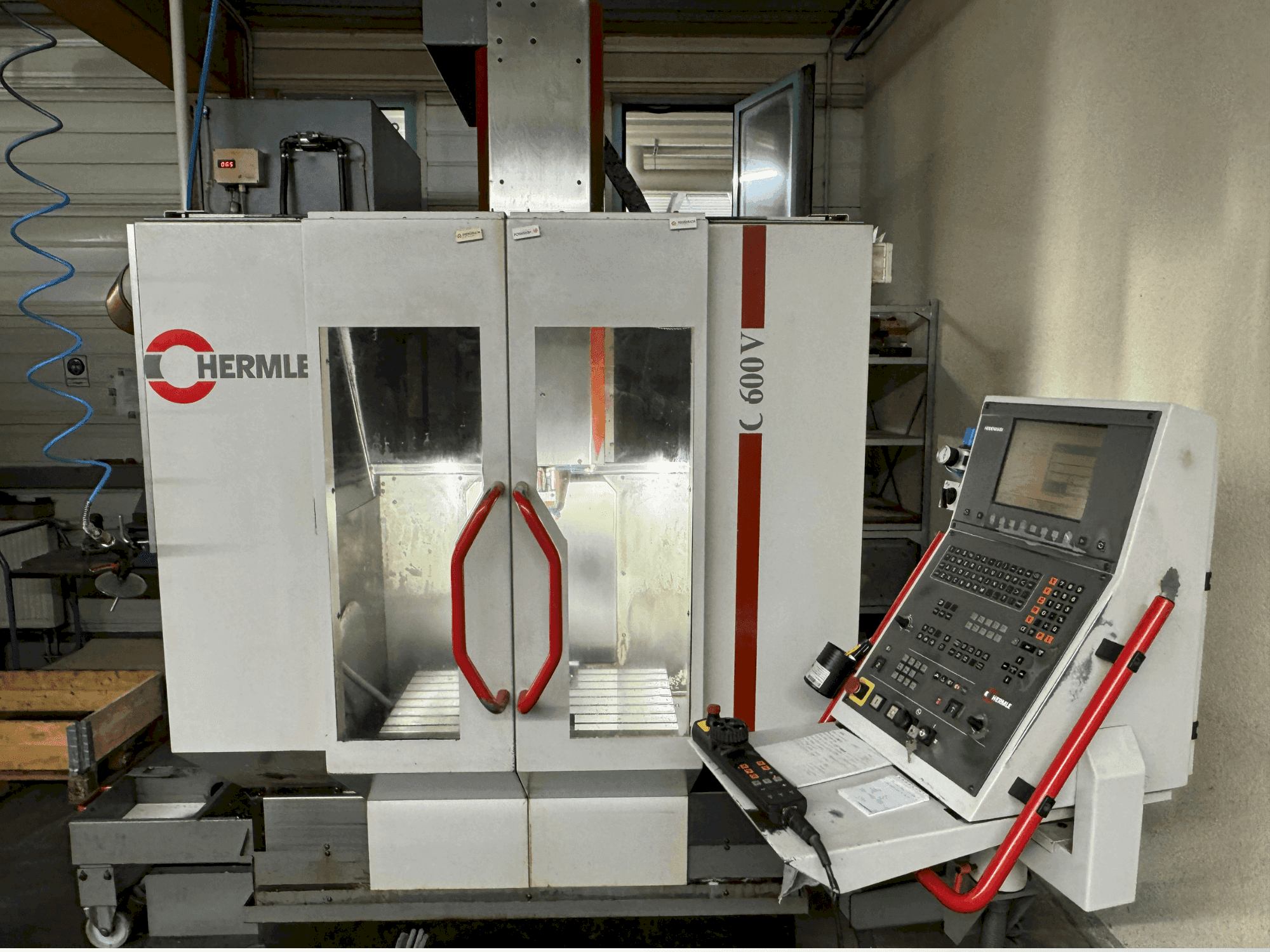 MACHINE_IMG_ALT_FRONT_VIEW