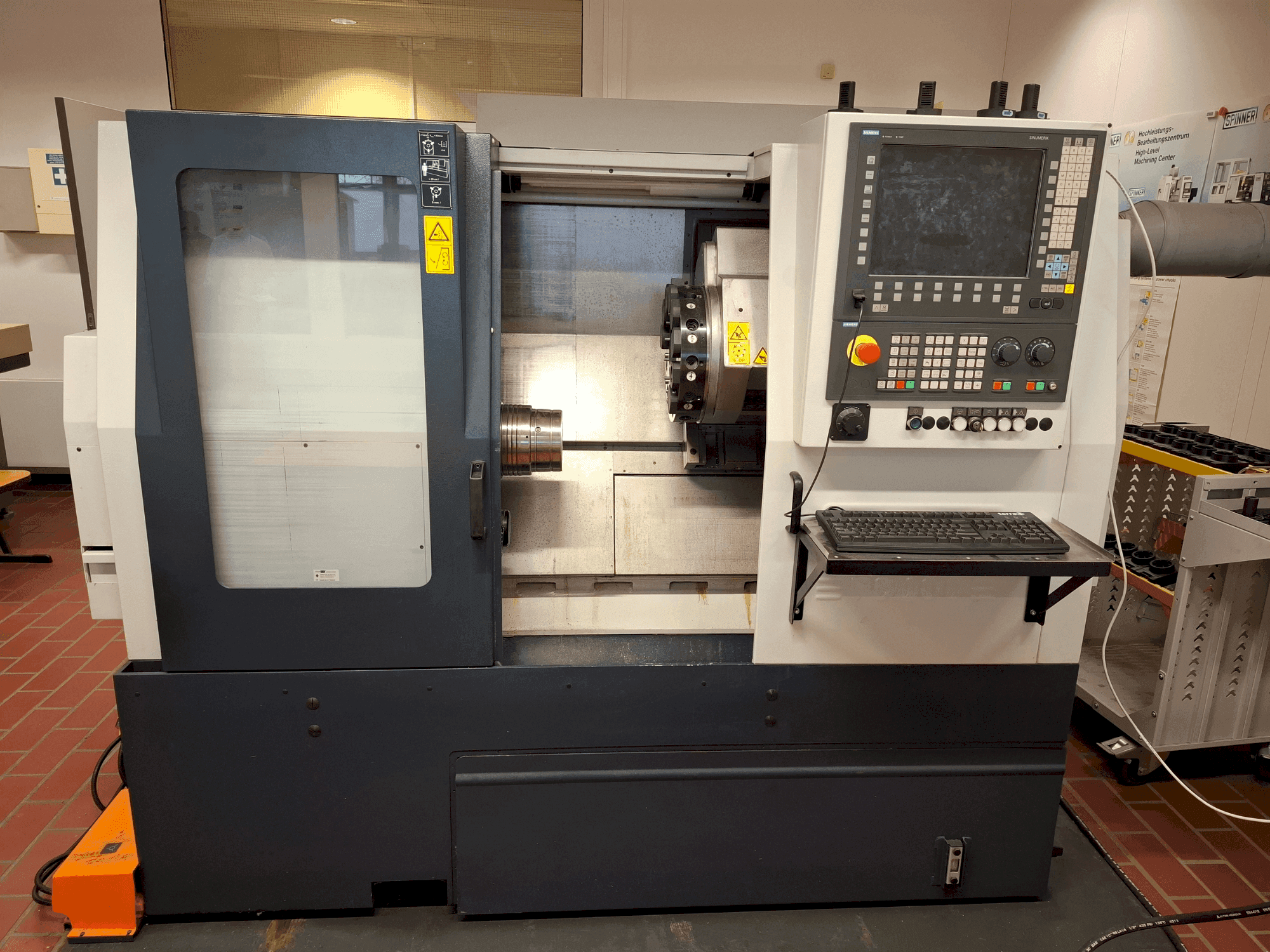 MACHINE_IMG_ALT_FRONT_VIEW