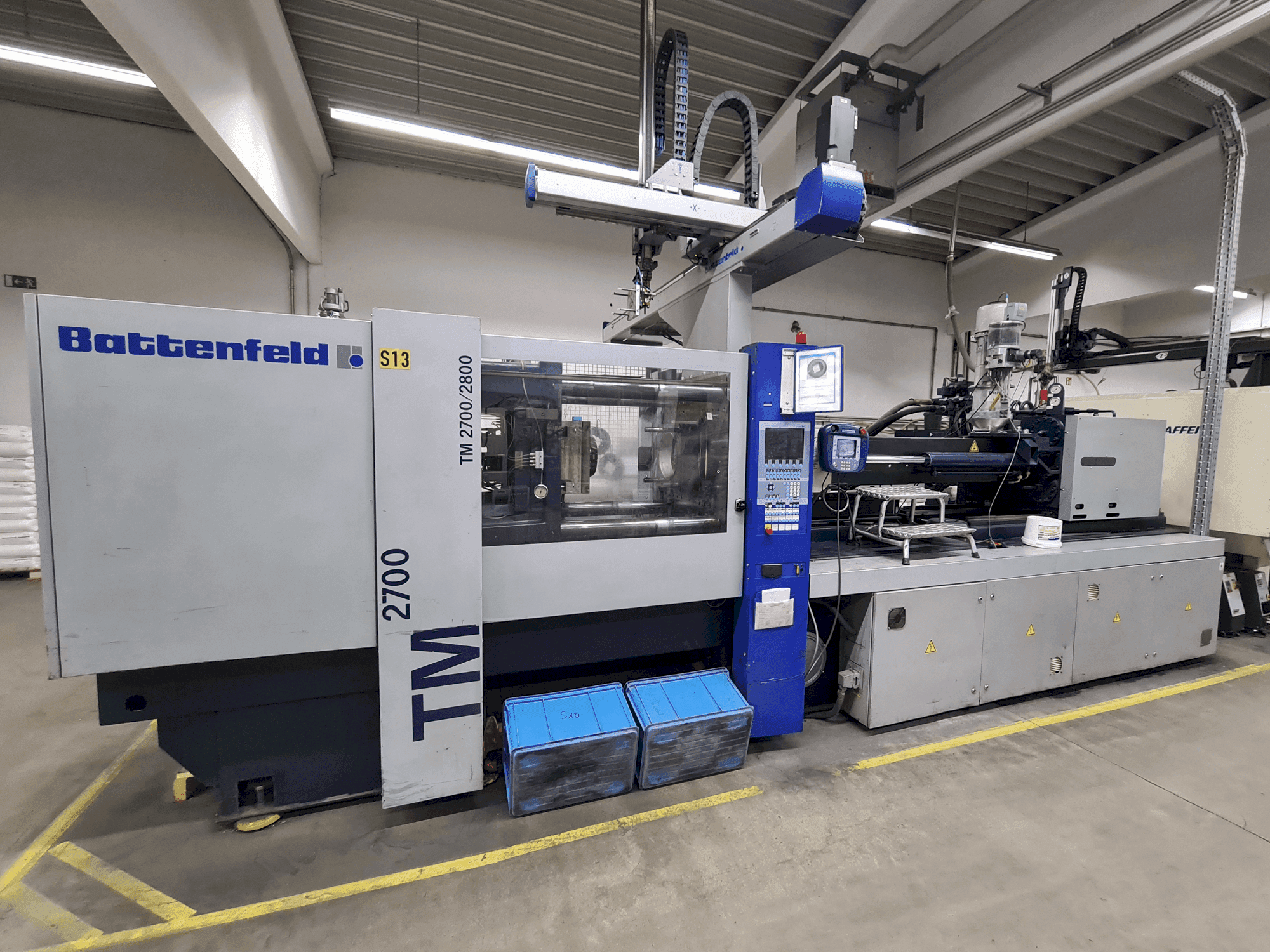 MACHINE_IMG_ALT_FRONT_VIEW