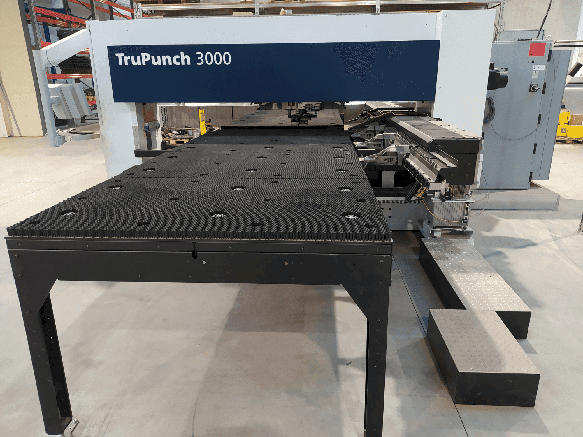 MACHINE_IMG_ALT_FRONT_VIEW