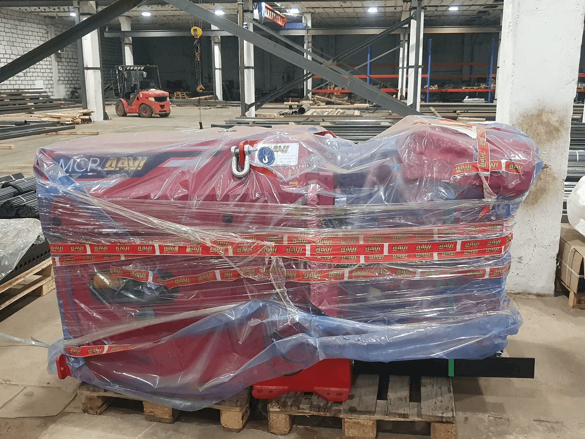 Front view of Davi MCP 9 machine