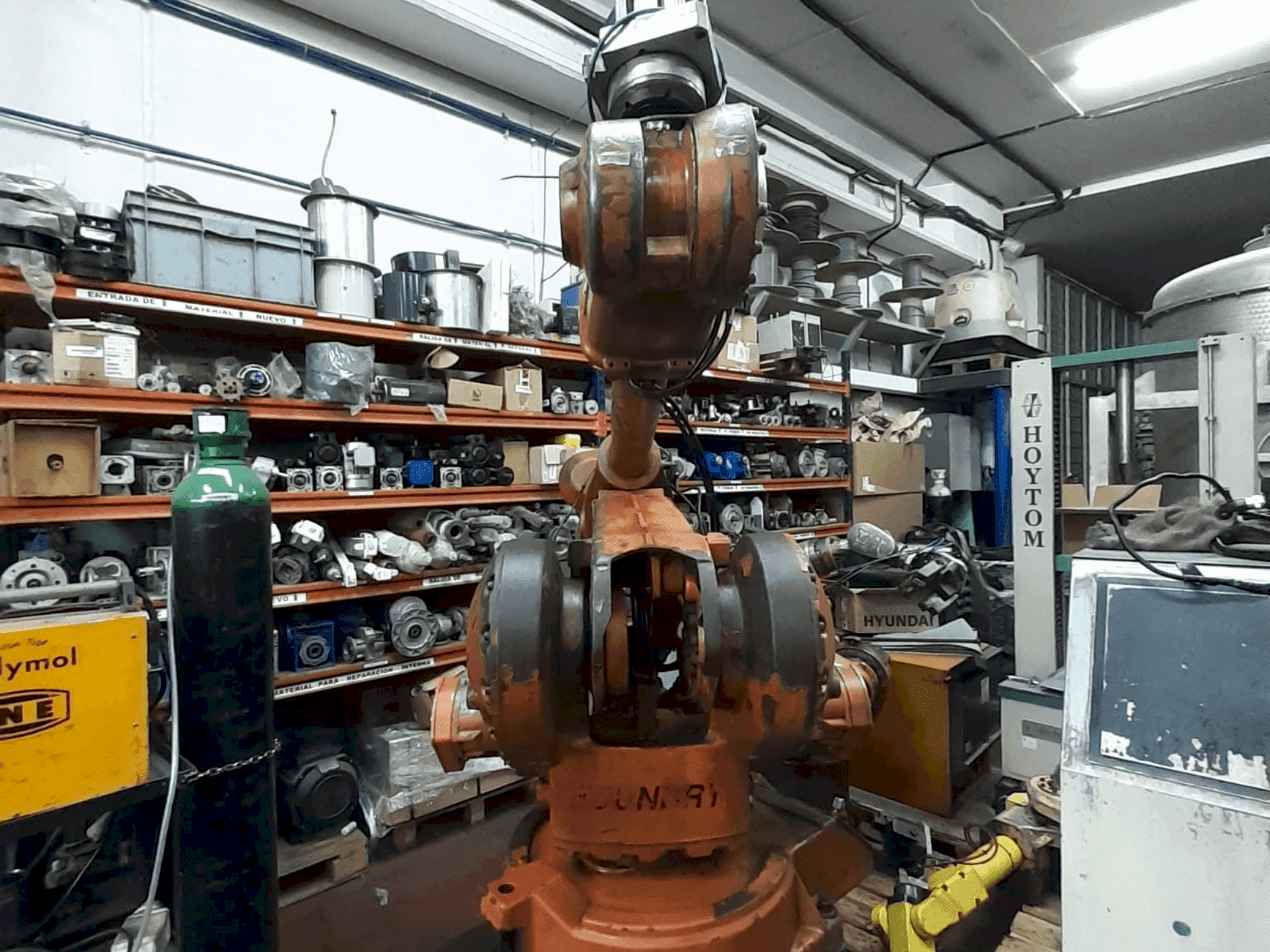 MACHINE_IMG_ALT_FRONT_VIEW