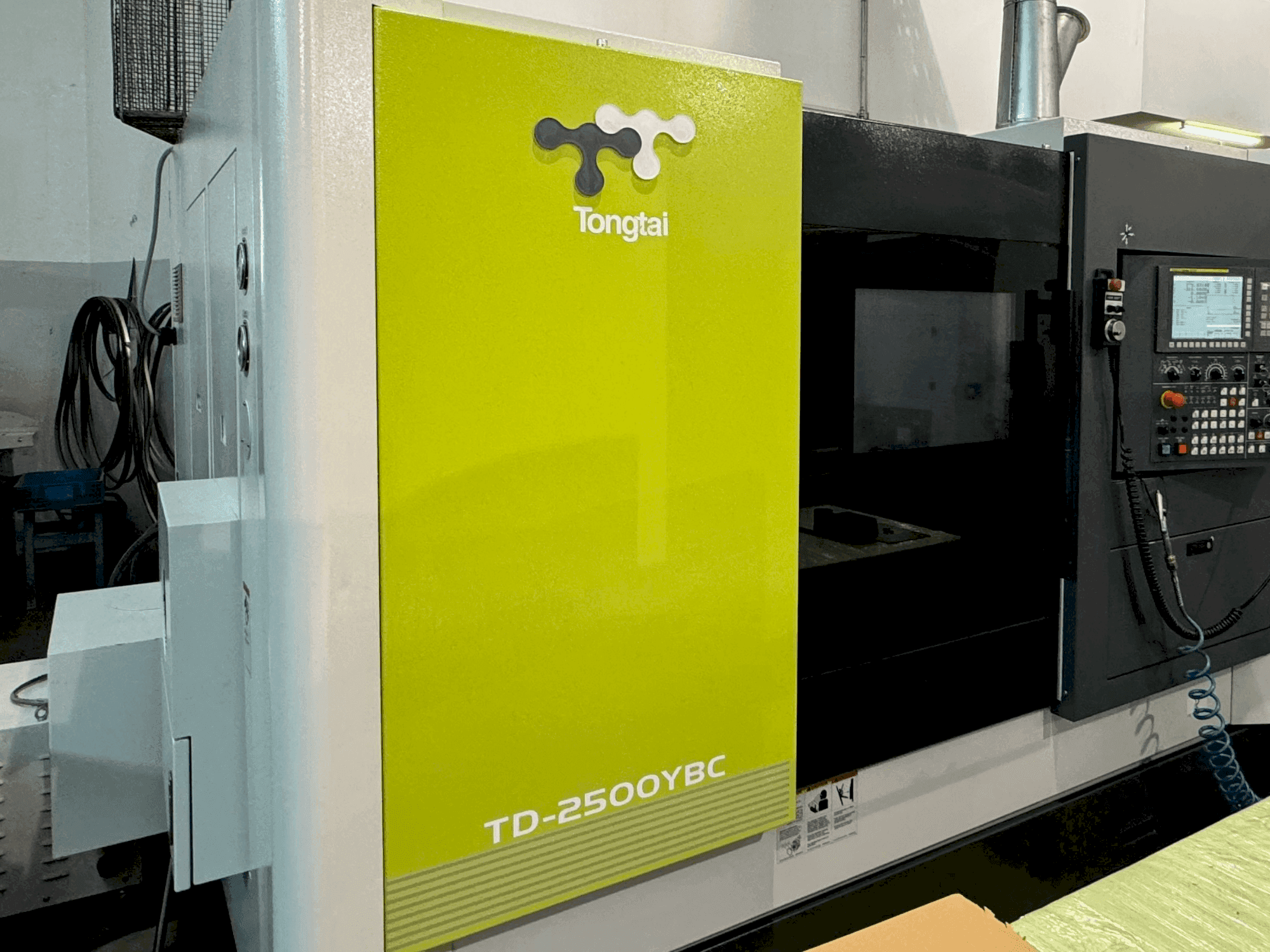 MACHINE_IMG_ALT_FRONT_VIEW