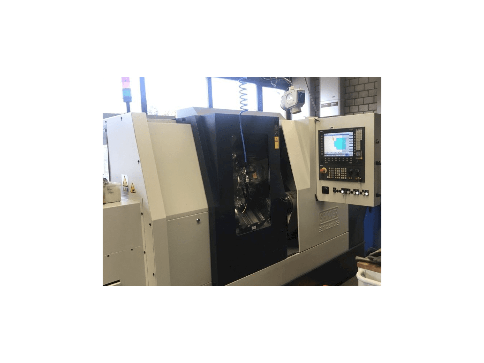 Front view of SPINNER TC600-65SMCY machine