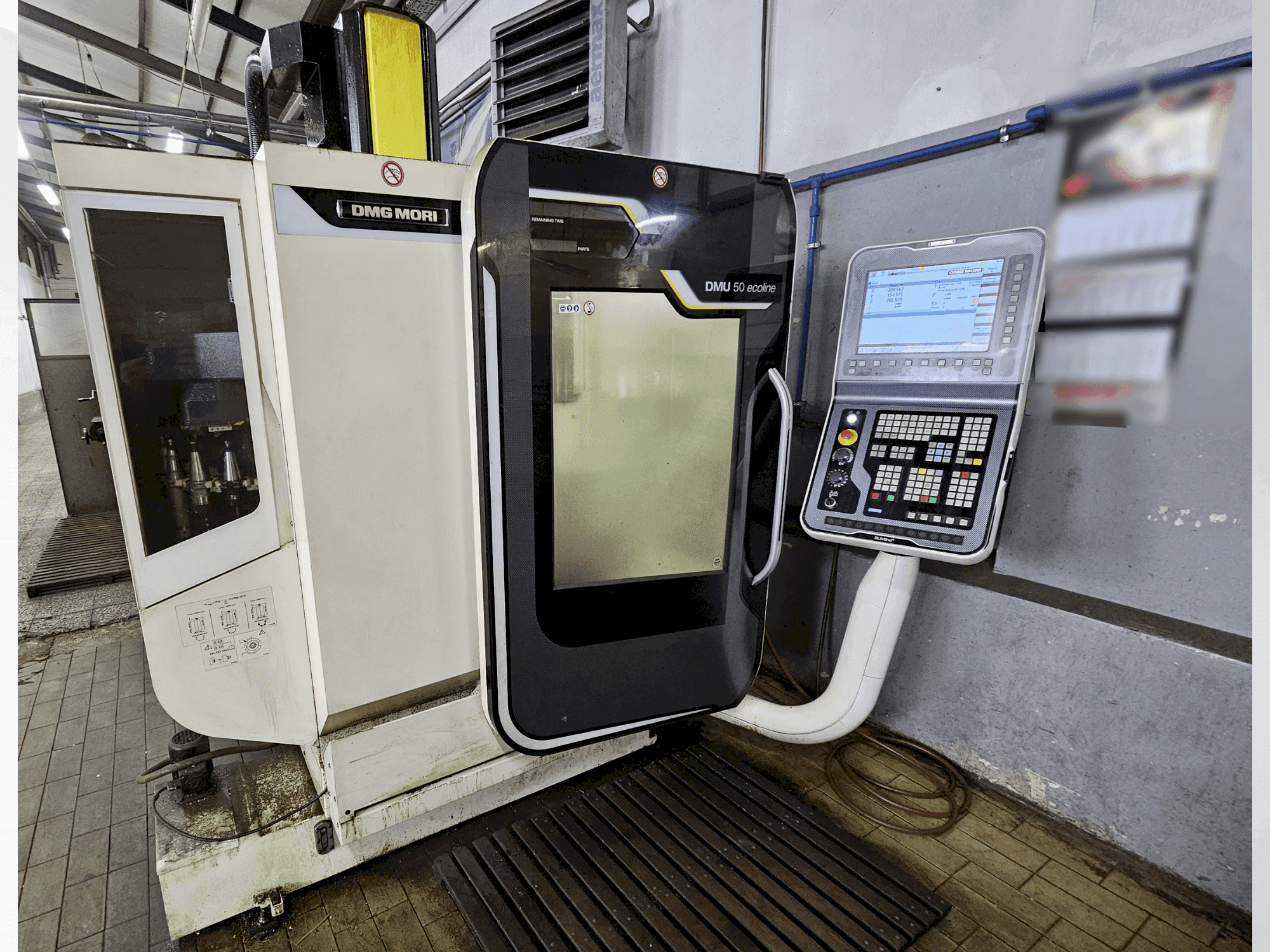 MACHINE_IMG_ALT_FRONT_VIEW