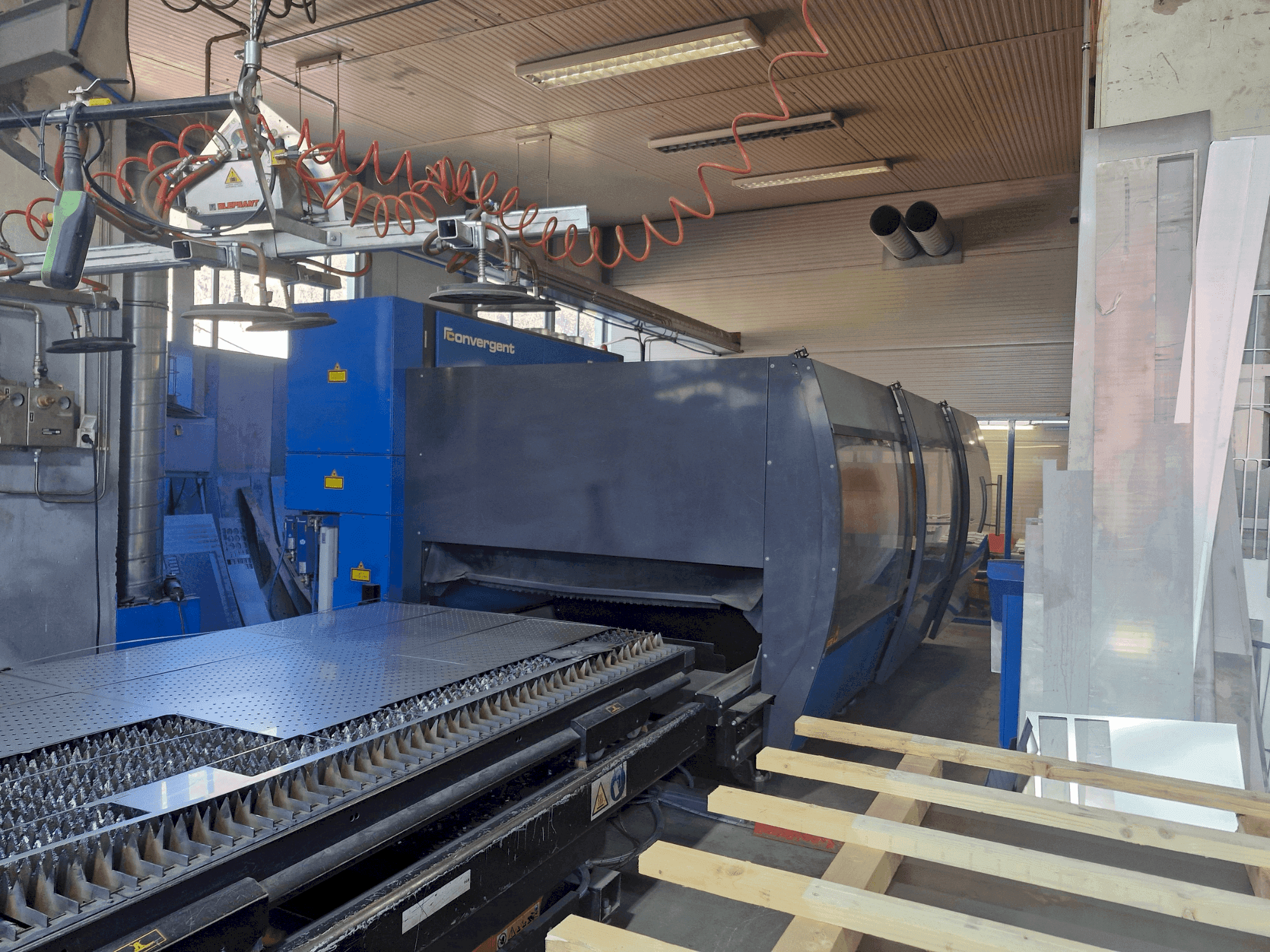 MACHINE_IMG_ALT_FRONT_VIEW