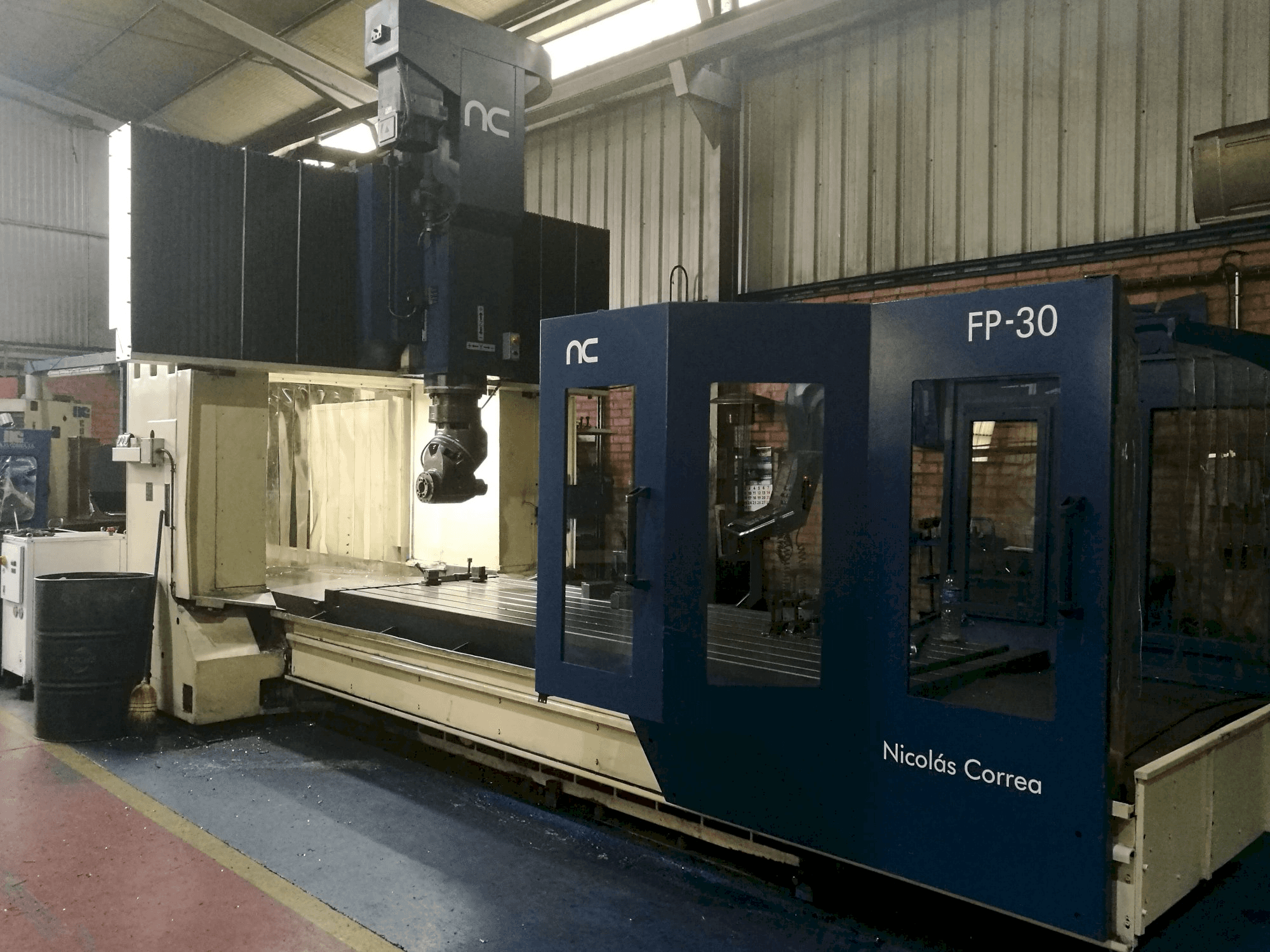 Right view of Correa FP 30/35 Machine