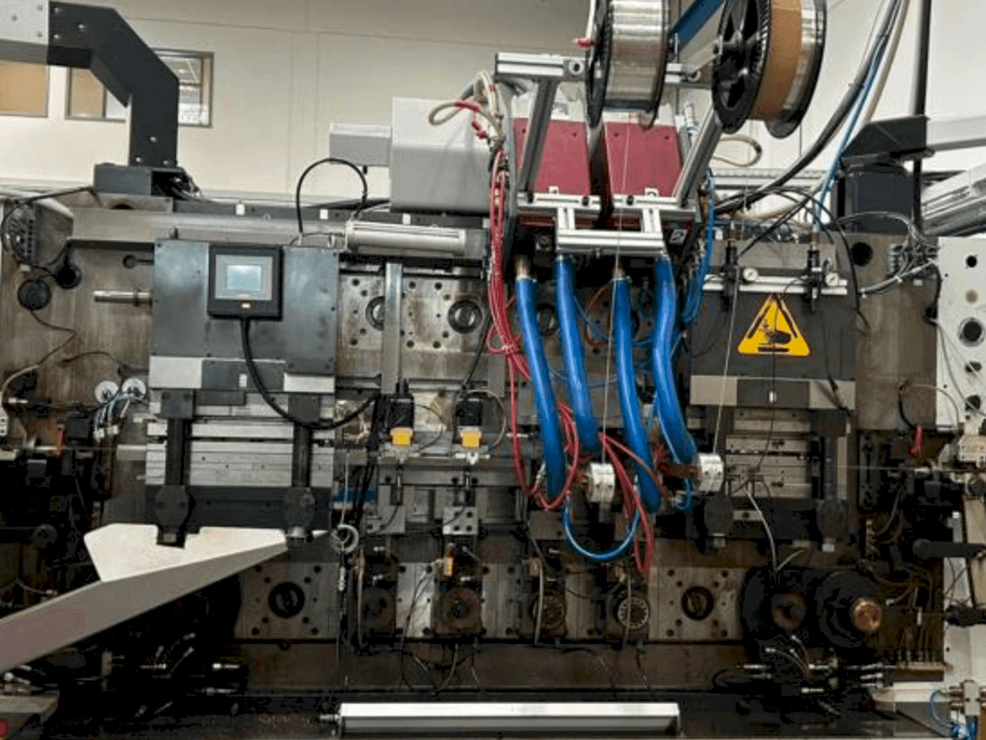 MACHINE_IMG_ALT_FRONT_VIEW