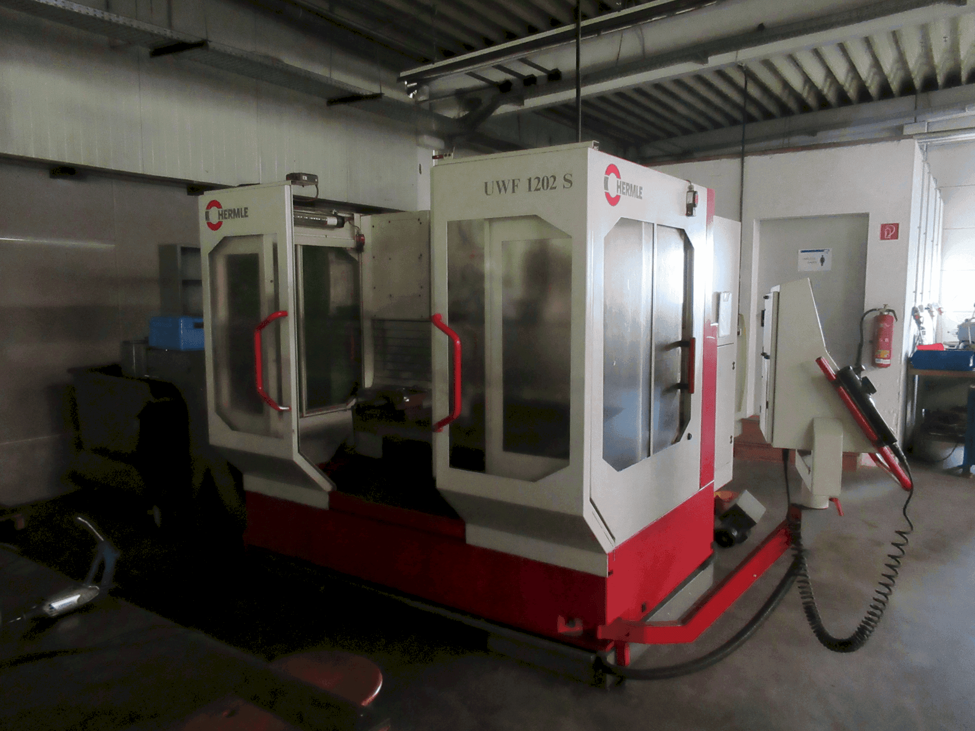 MACHINE_IMG_ALT_FRONT_VIEW