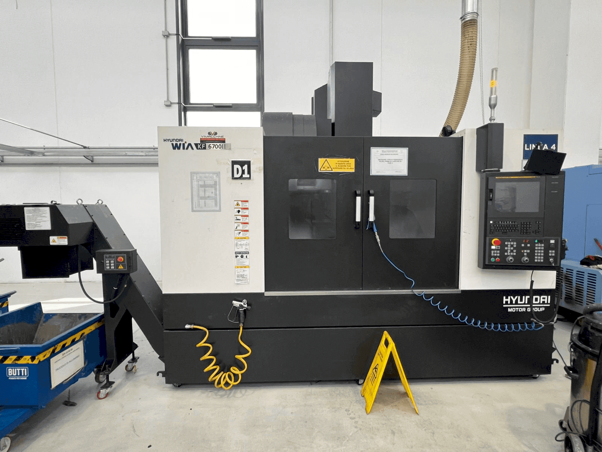 MACHINE_IMG_ALT_FRONT_VIEW
