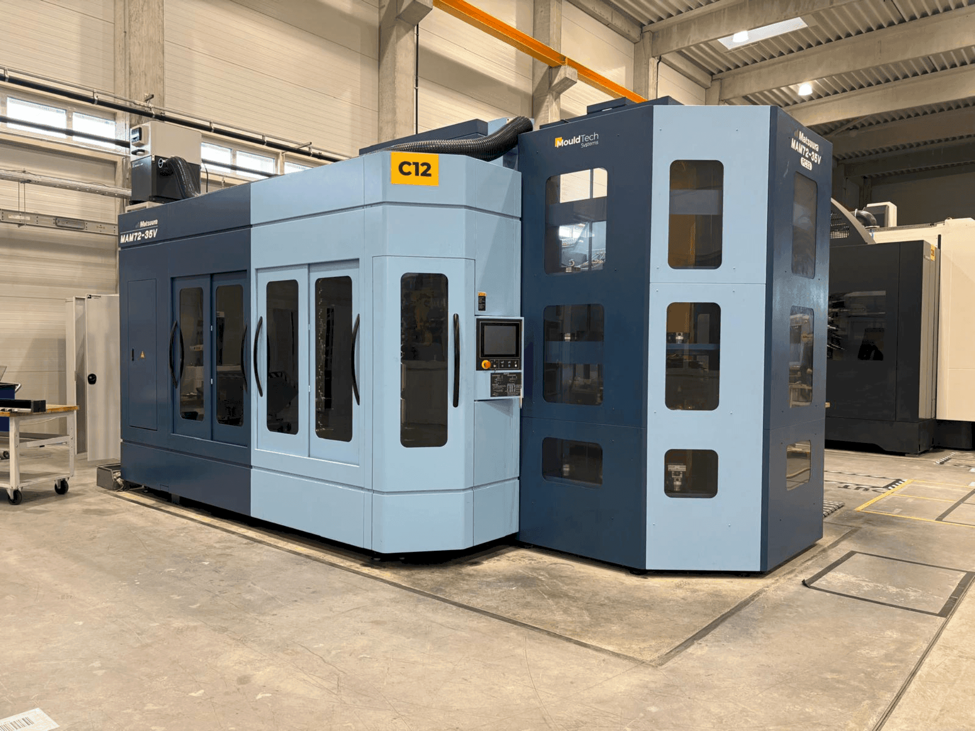 MACHINE_IMG_ALT_FRONT_VIEW