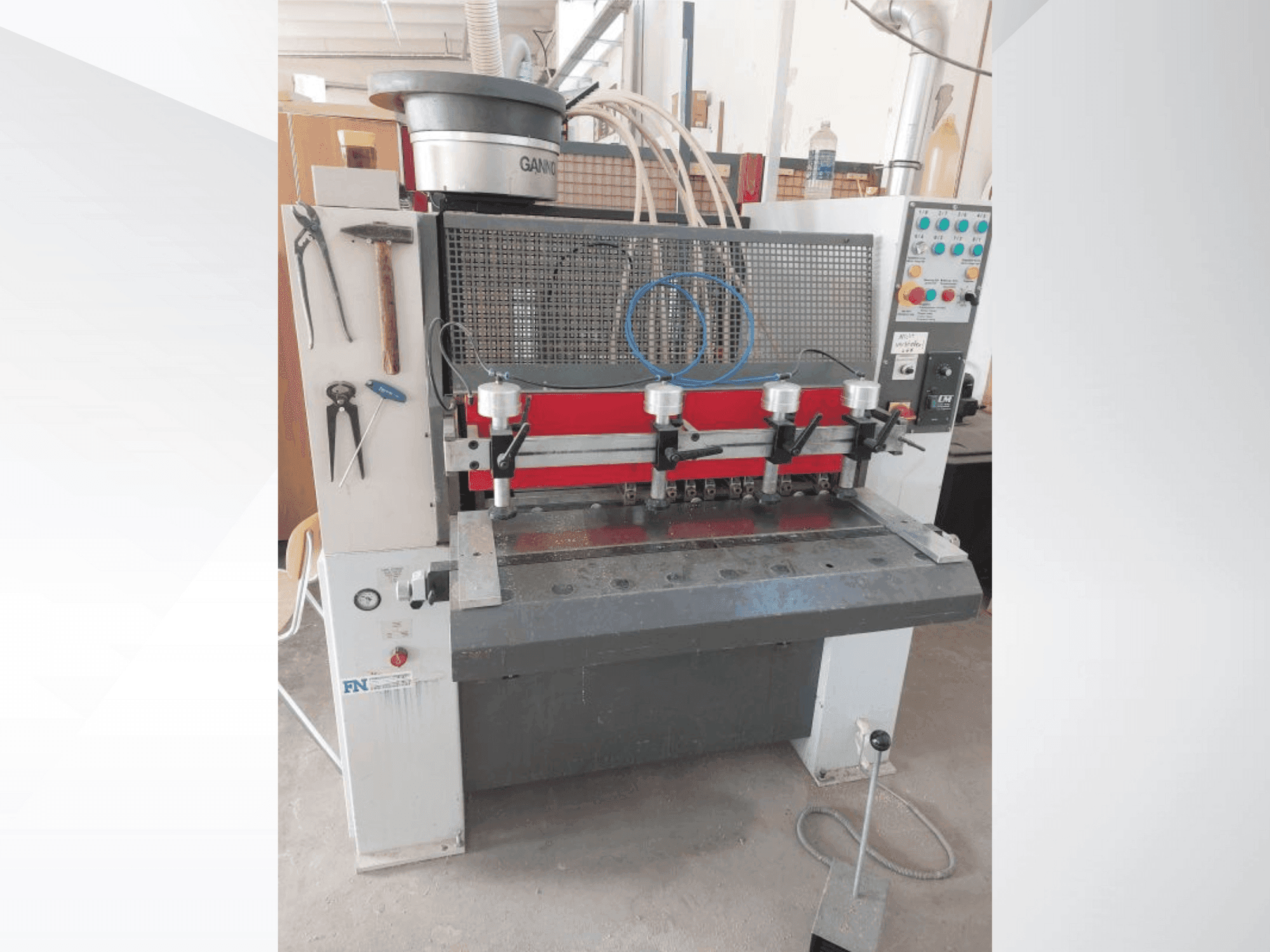 MACHINE_IMG_ALT_FRONT_VIEW