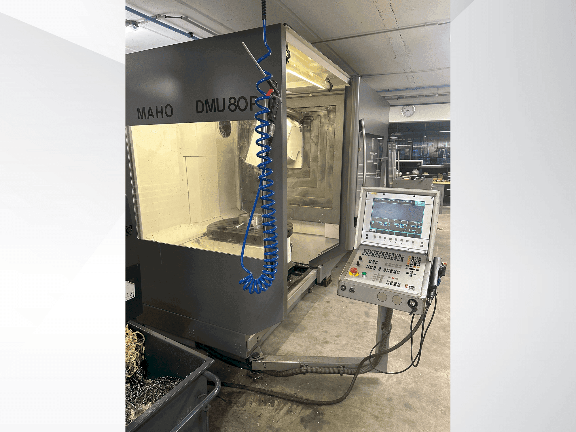 MACHINE_IMG_ALT_FRONT_VIEW