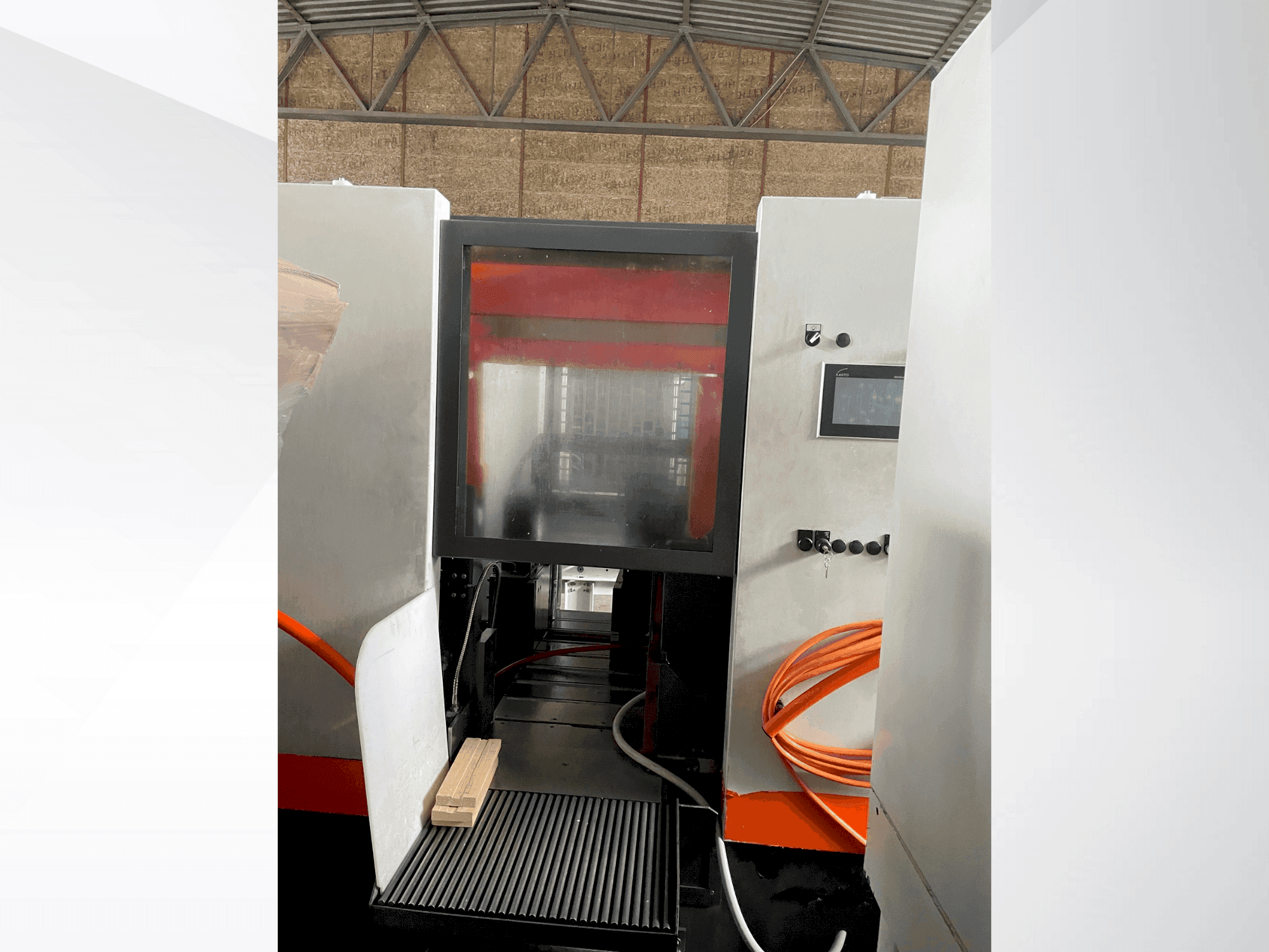 MACHINE_IMG_ALT_FRONT_VIEW