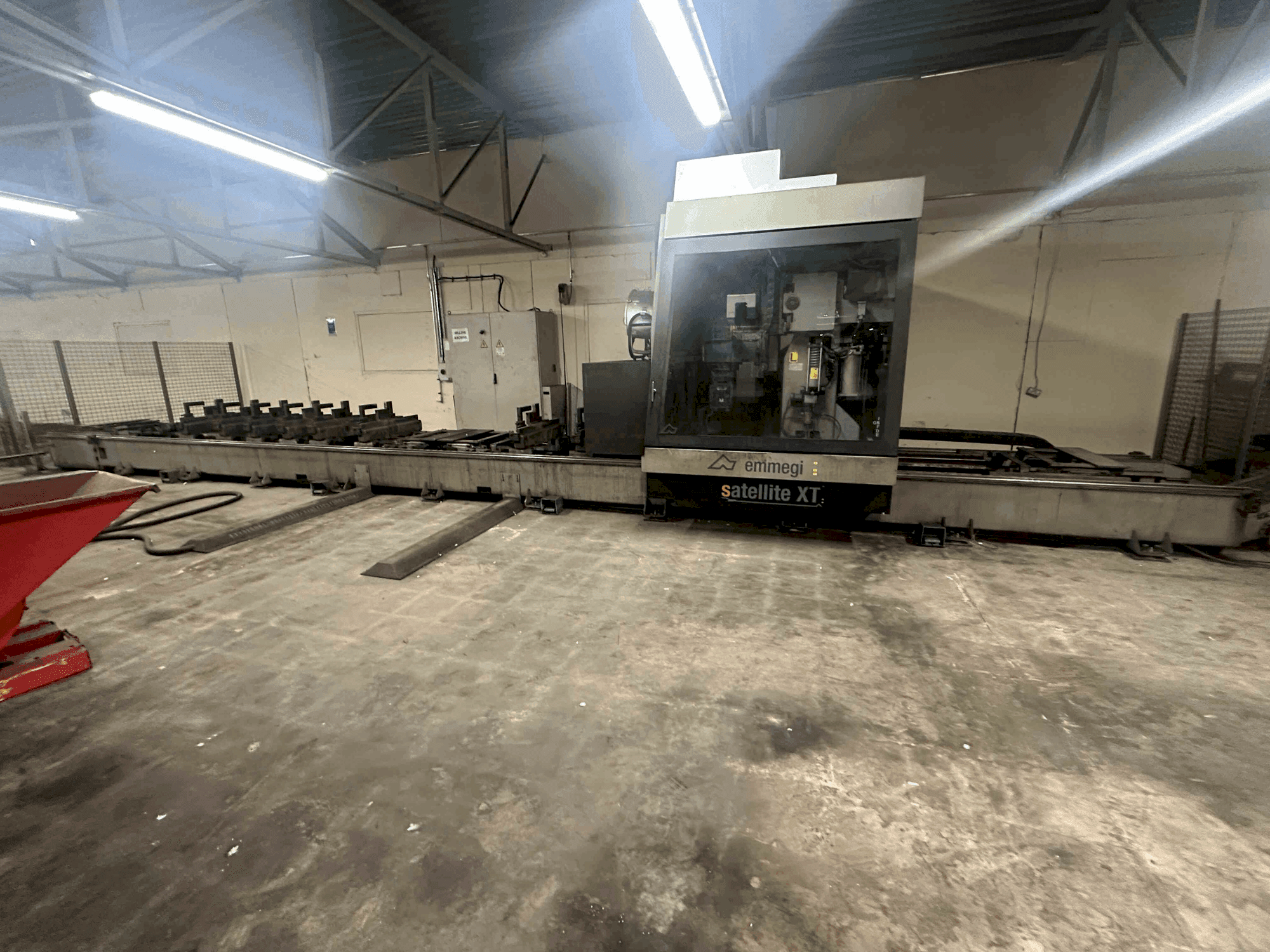 MACHINE_IMG_ALT_FRONT_VIEW