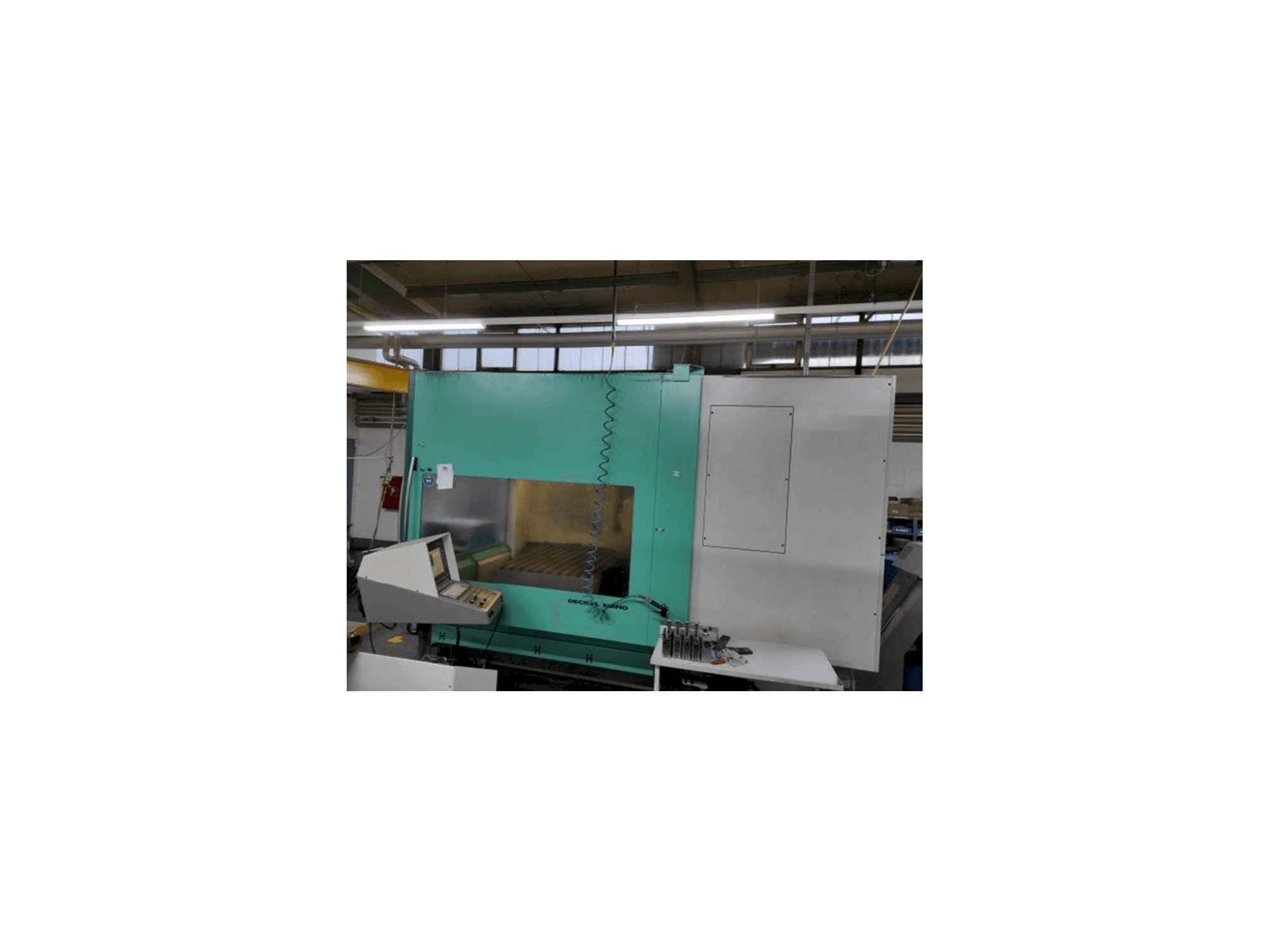 Front view of DMG DMU 125 T machine