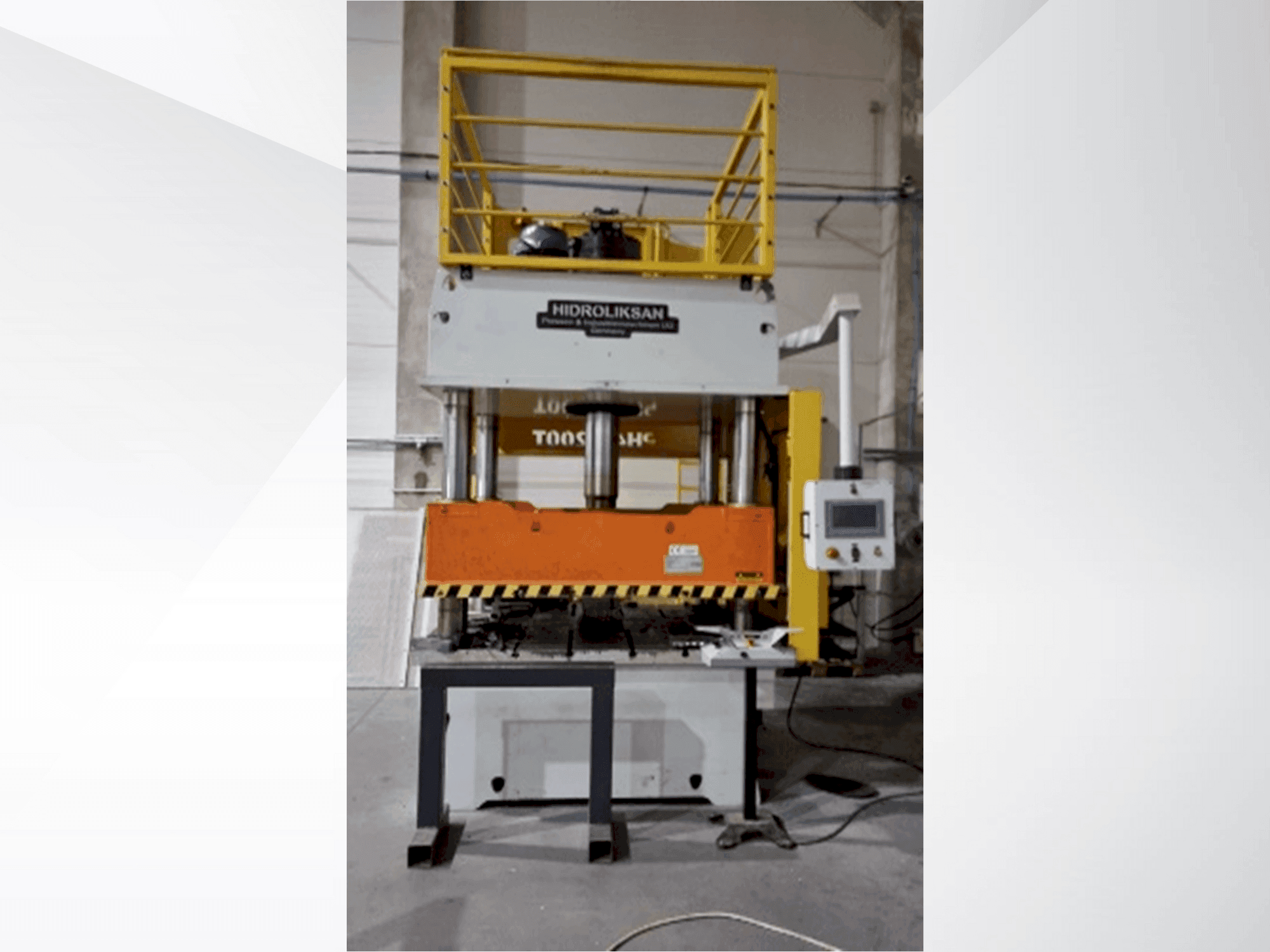 MACHINE_IMG_ALT_FRONT_VIEW