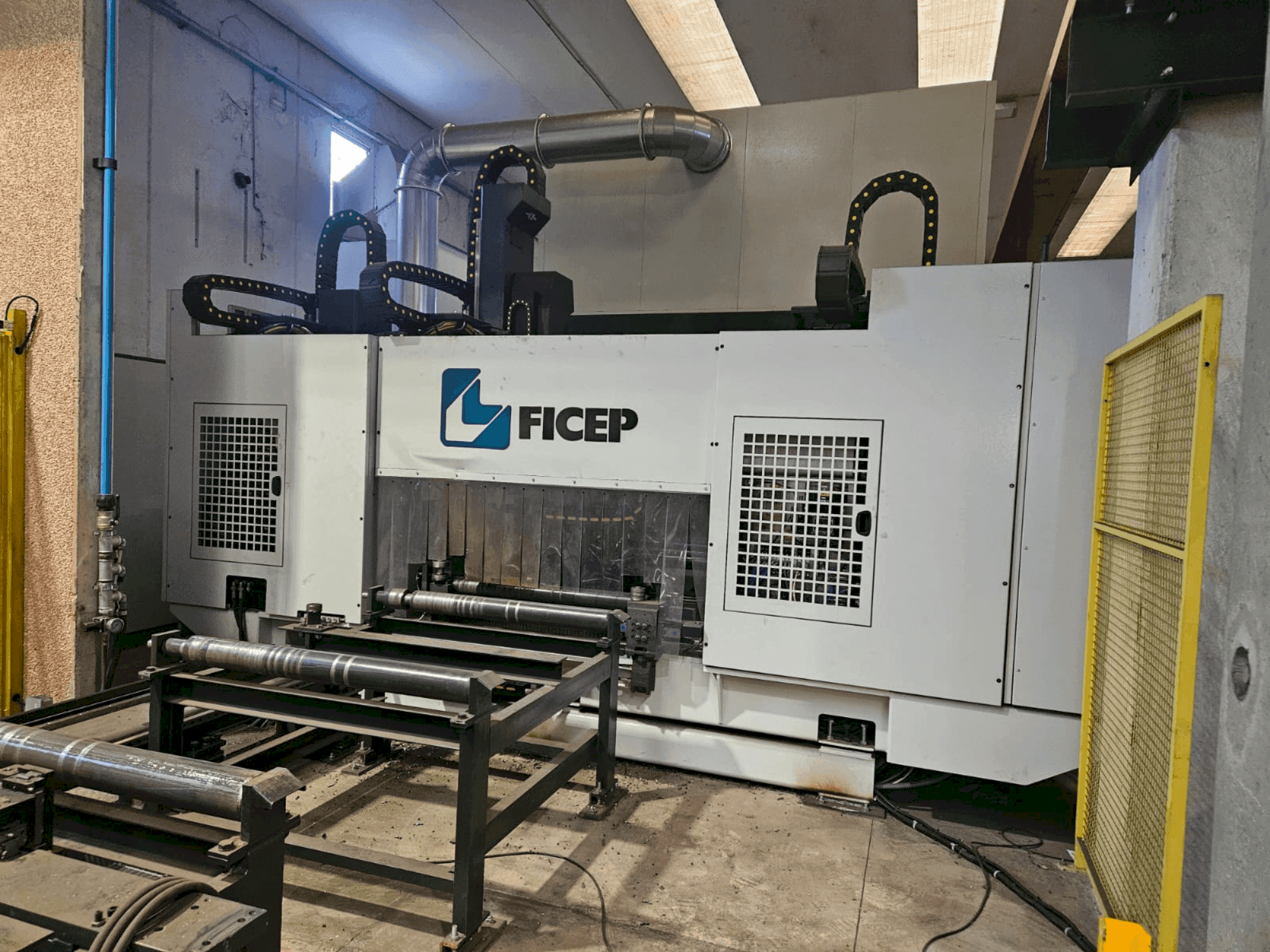 MACHINE_IMG_ALT_FRONT_VIEW