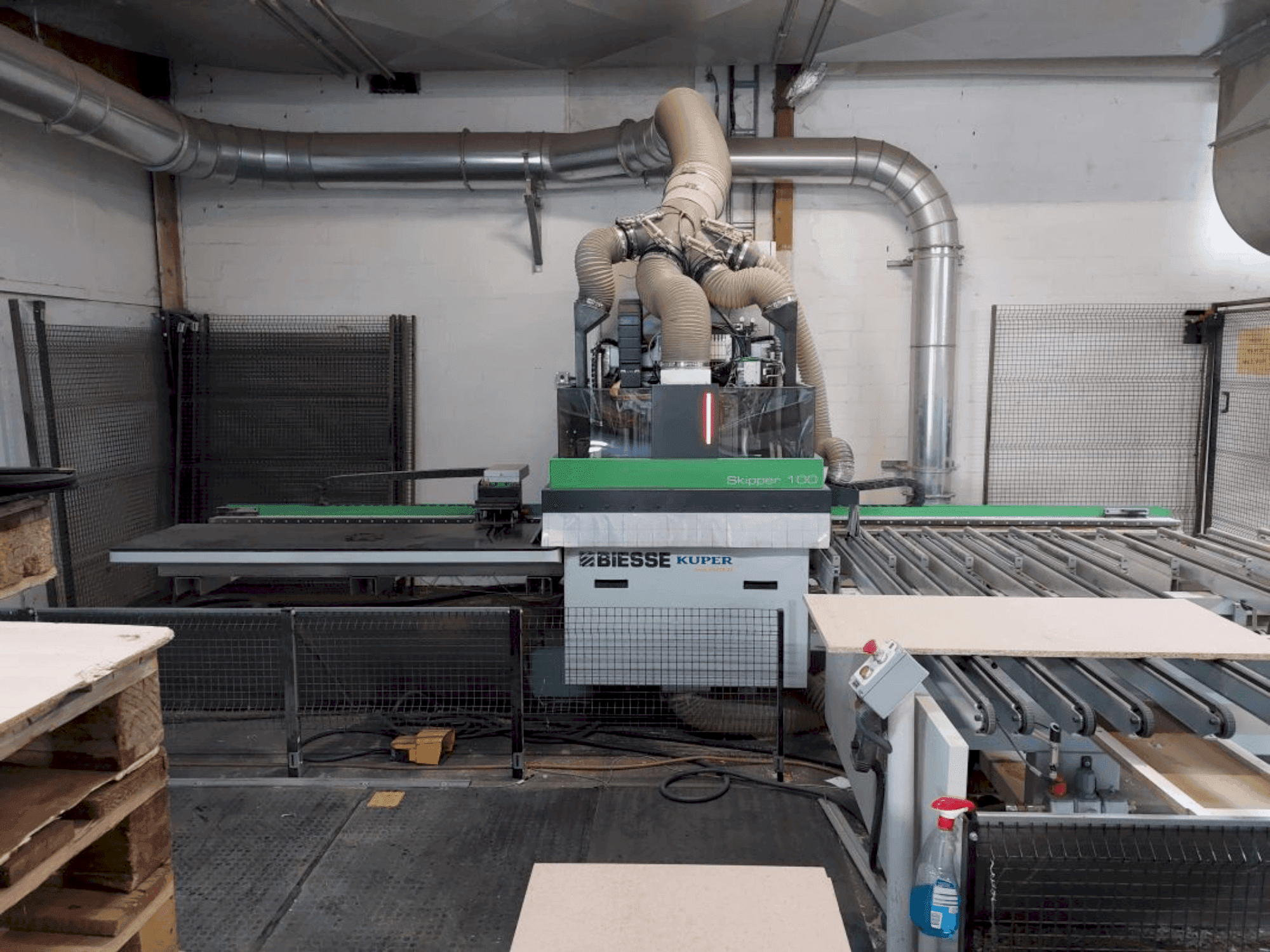 MACHINE_IMG_ALT_FRONT_VIEW