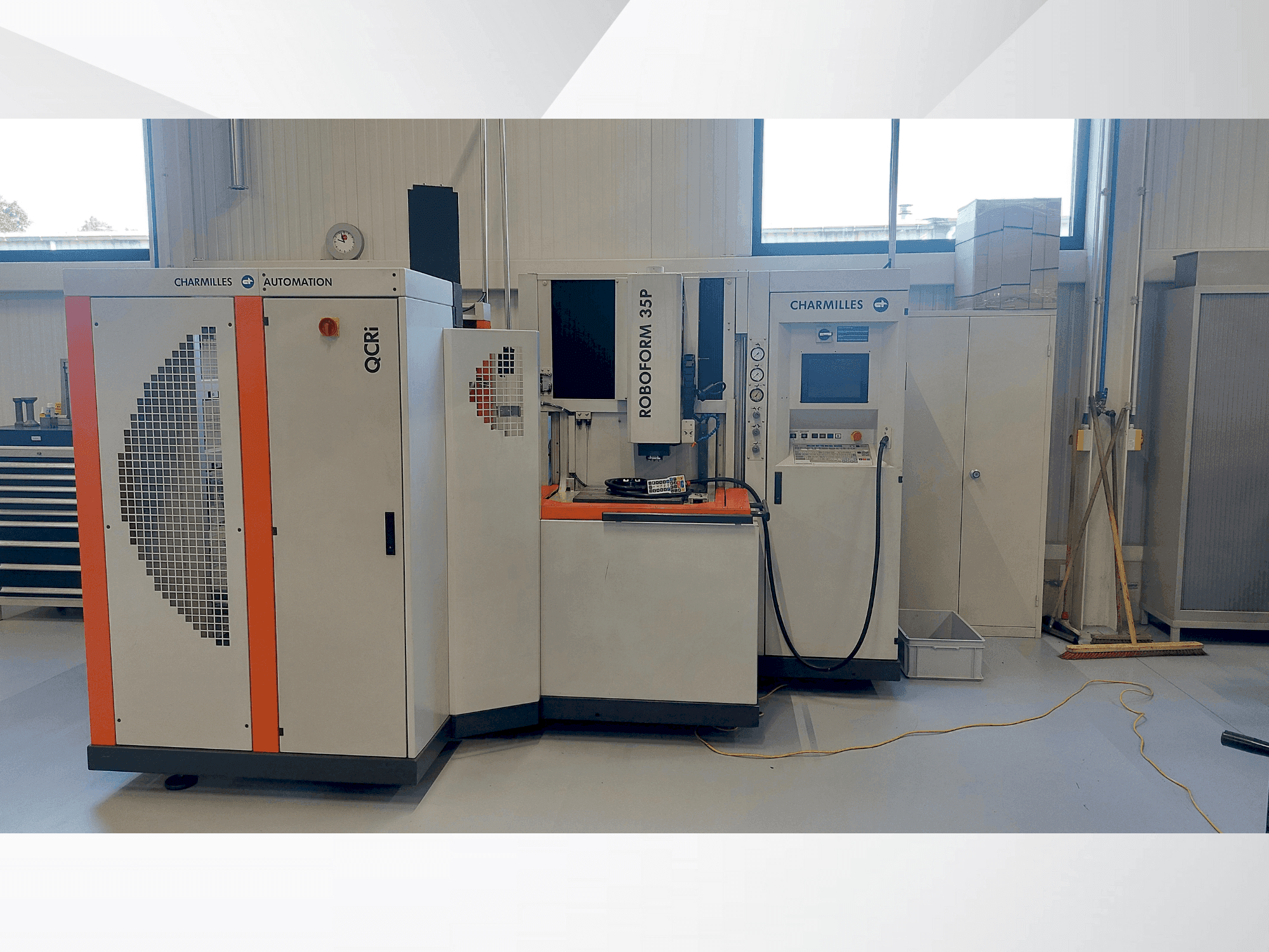 MACHINE_IMG_ALT_FRONT_VIEW