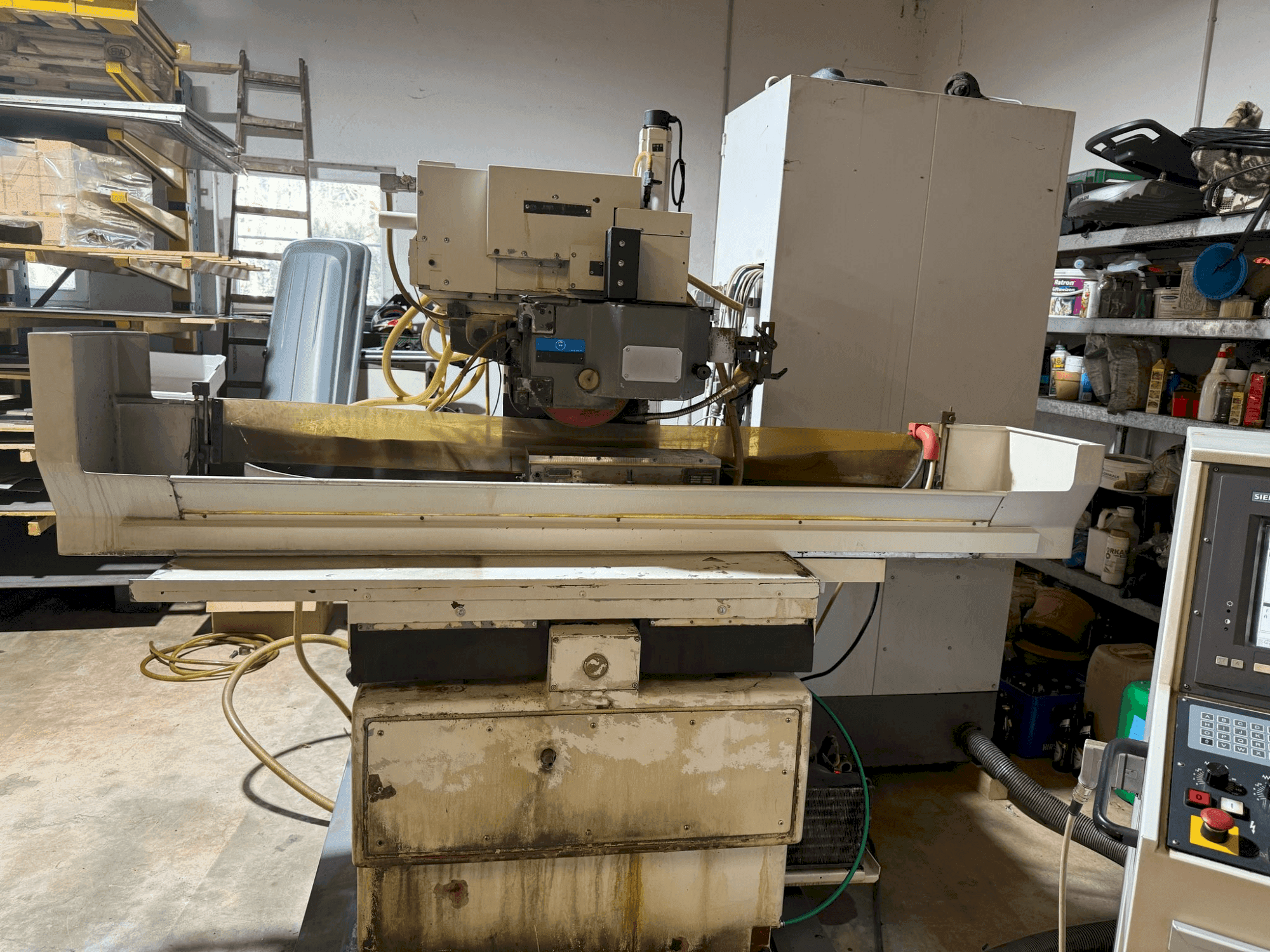 MACHINE_IMG_ALT_FRONT_VIEW