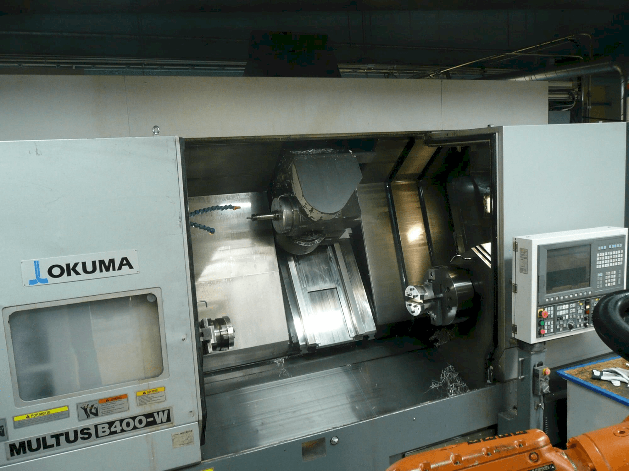 Front view of Okuma MULTUS B400-W machine