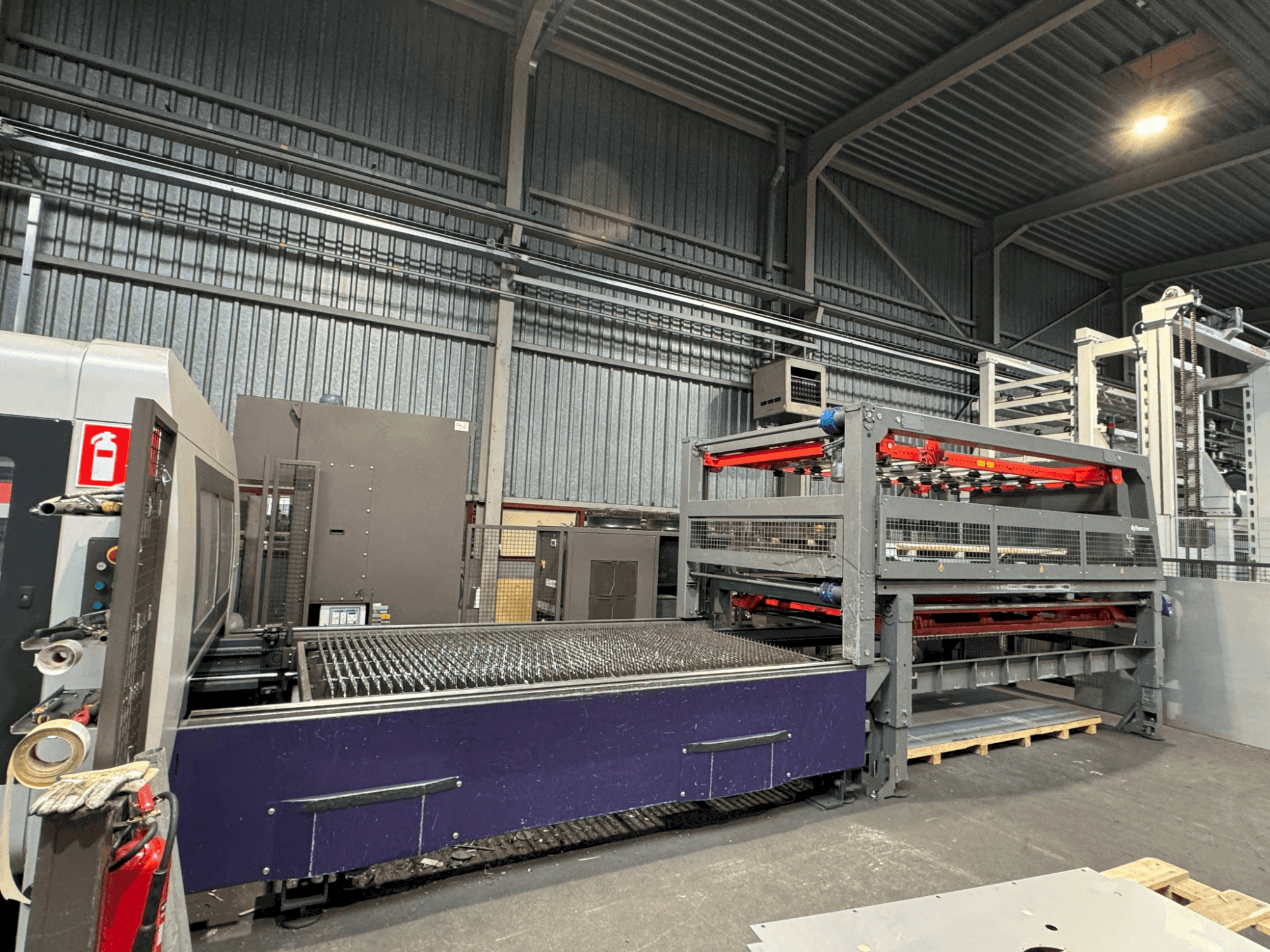 MACHINE_IMG_ALT_FRONT_VIEW