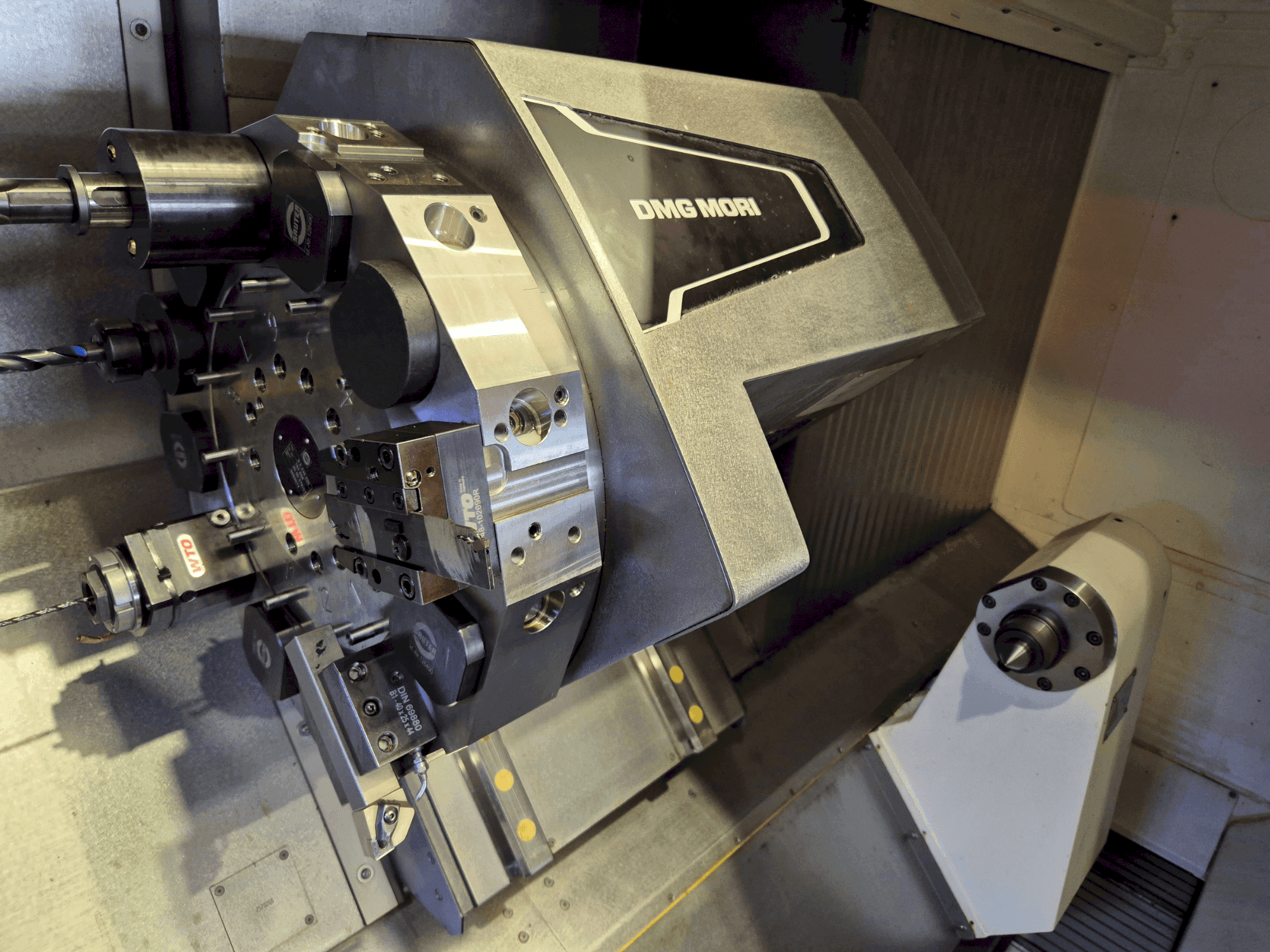 MACHINE_IMG_ALT_FRONT_VIEW