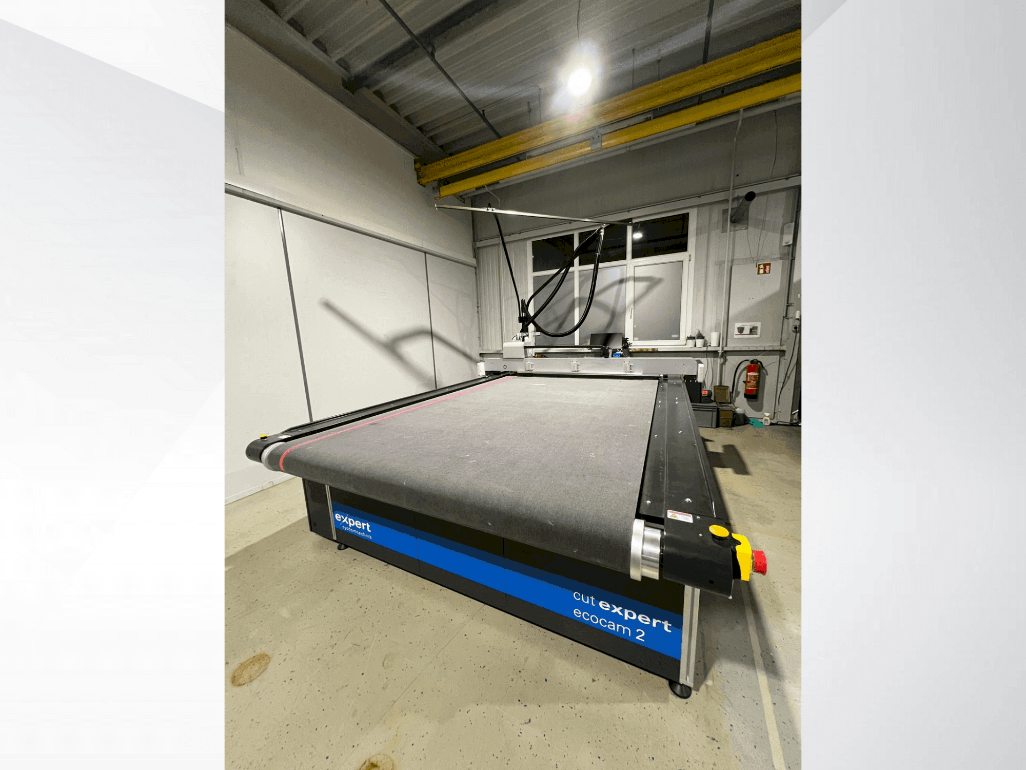 MACHINE_IMG_ALT_FRONT_VIEW