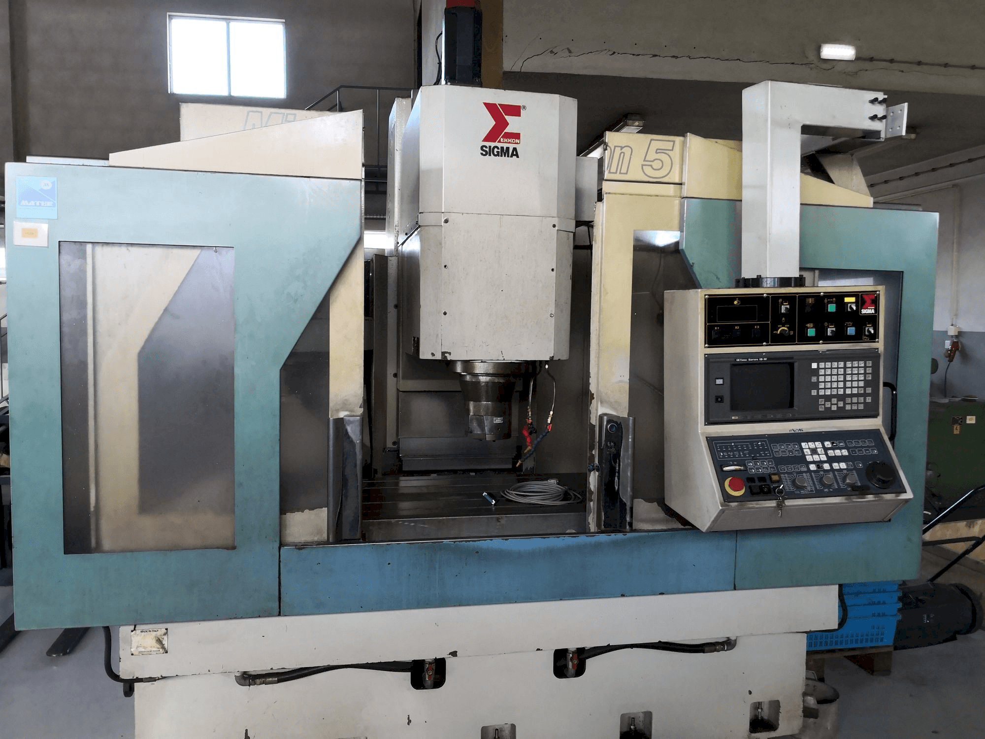 Front view of Sigma Mission 5 machine