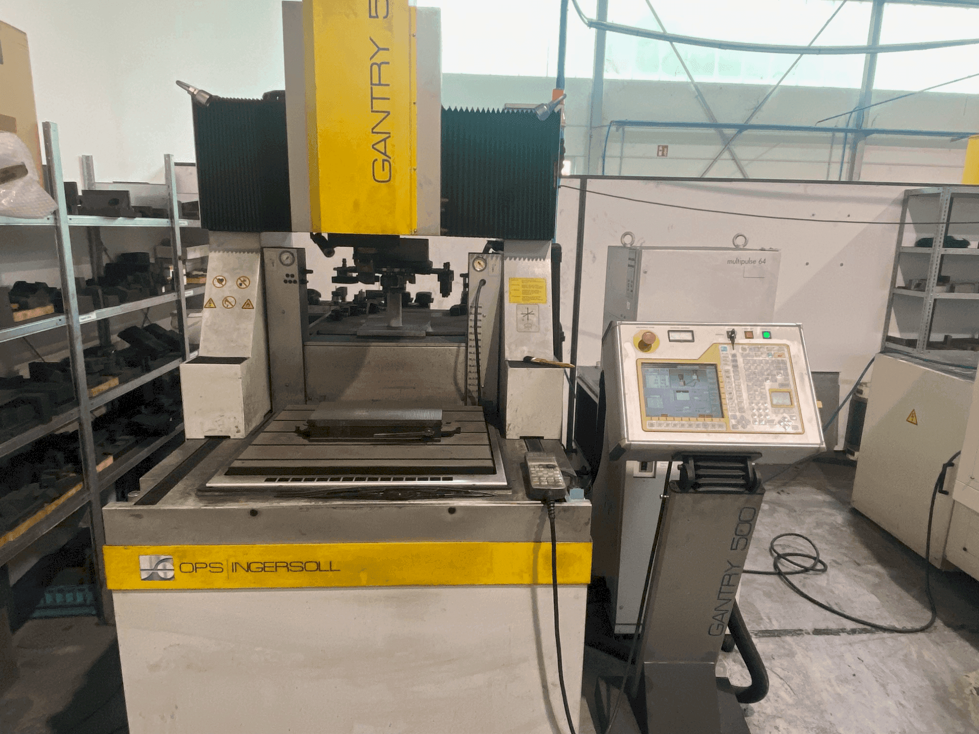 MACHINE_IMG_ALT_FRONT_VIEW