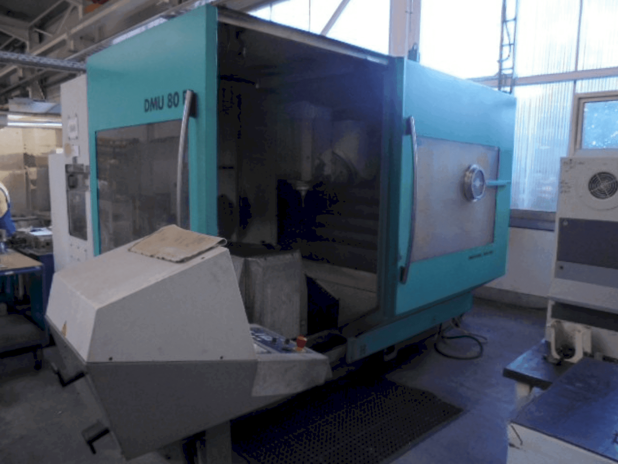 MACHINE_IMG_ALT_FRONT_VIEW