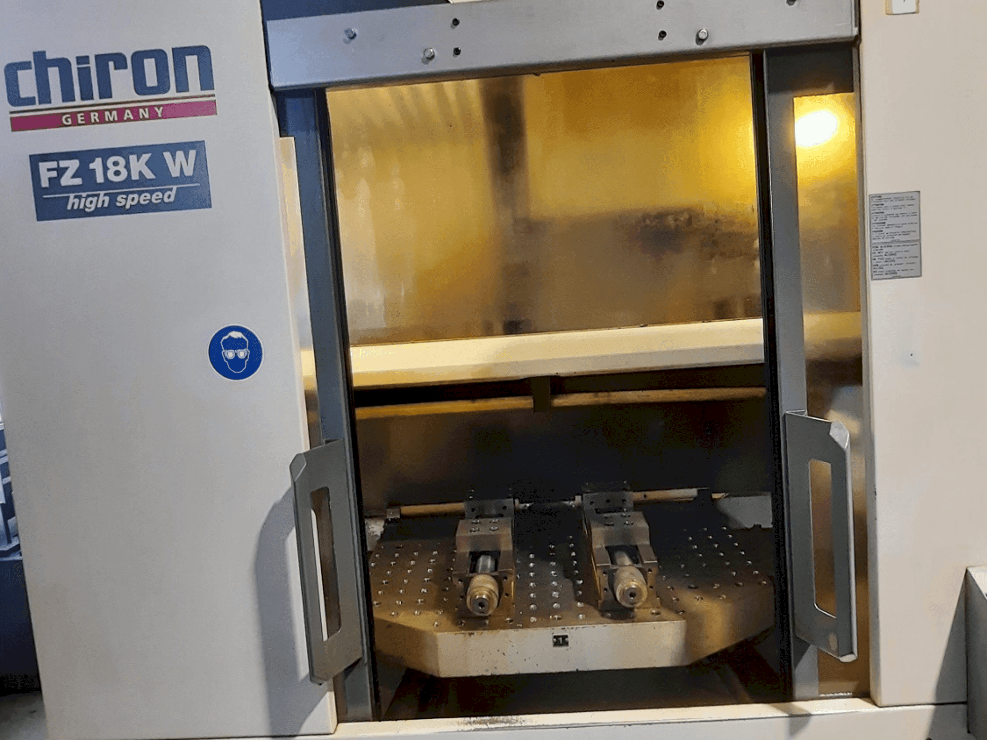 MACHINE_IMG_ALT_FRONT_VIEW