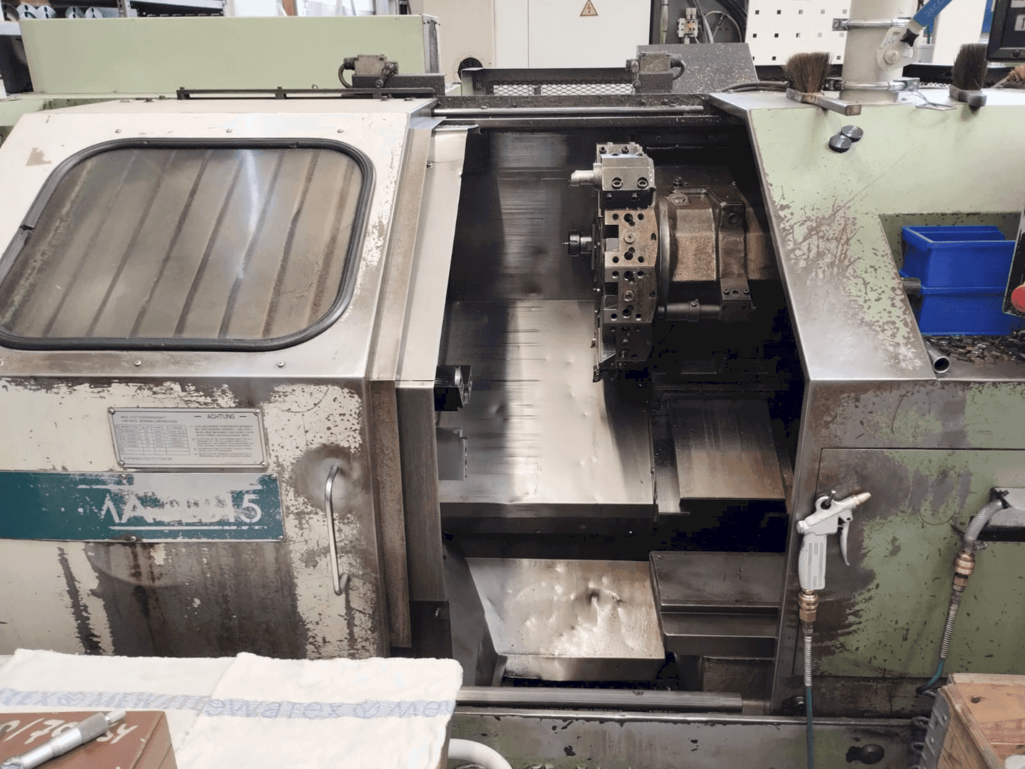 MACHINE_IMG_ALT_FRONT_VIEW