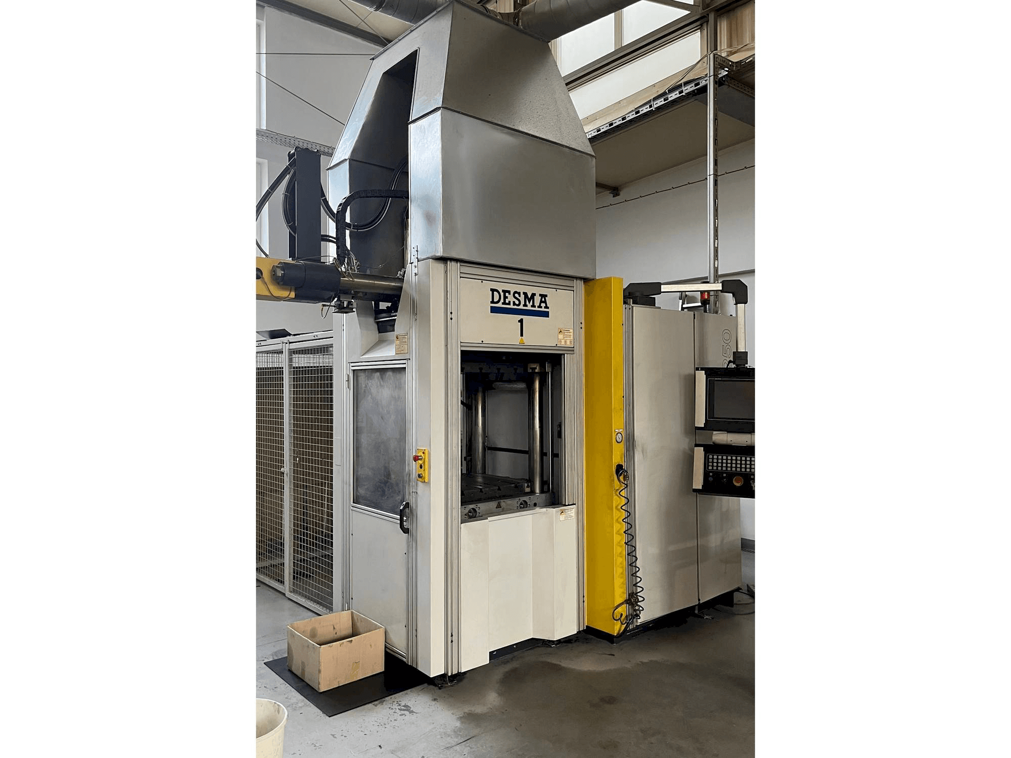 MACHINE_IMG_ALT_FRONT_VIEW