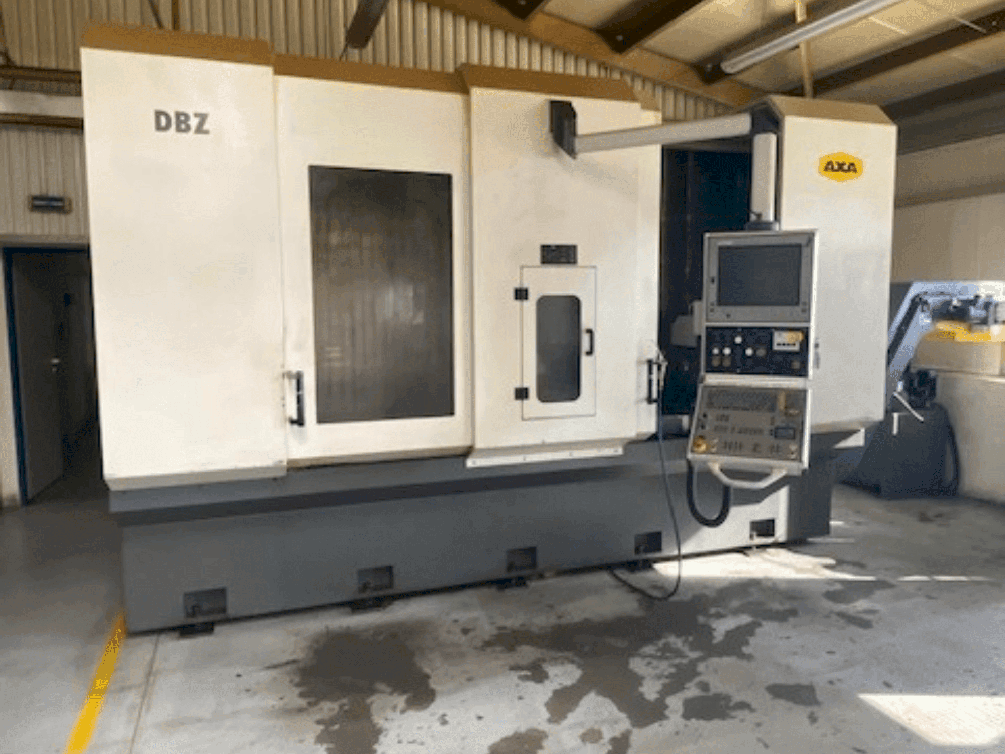 MACHINE_IMG_ALT_FRONT_VIEW