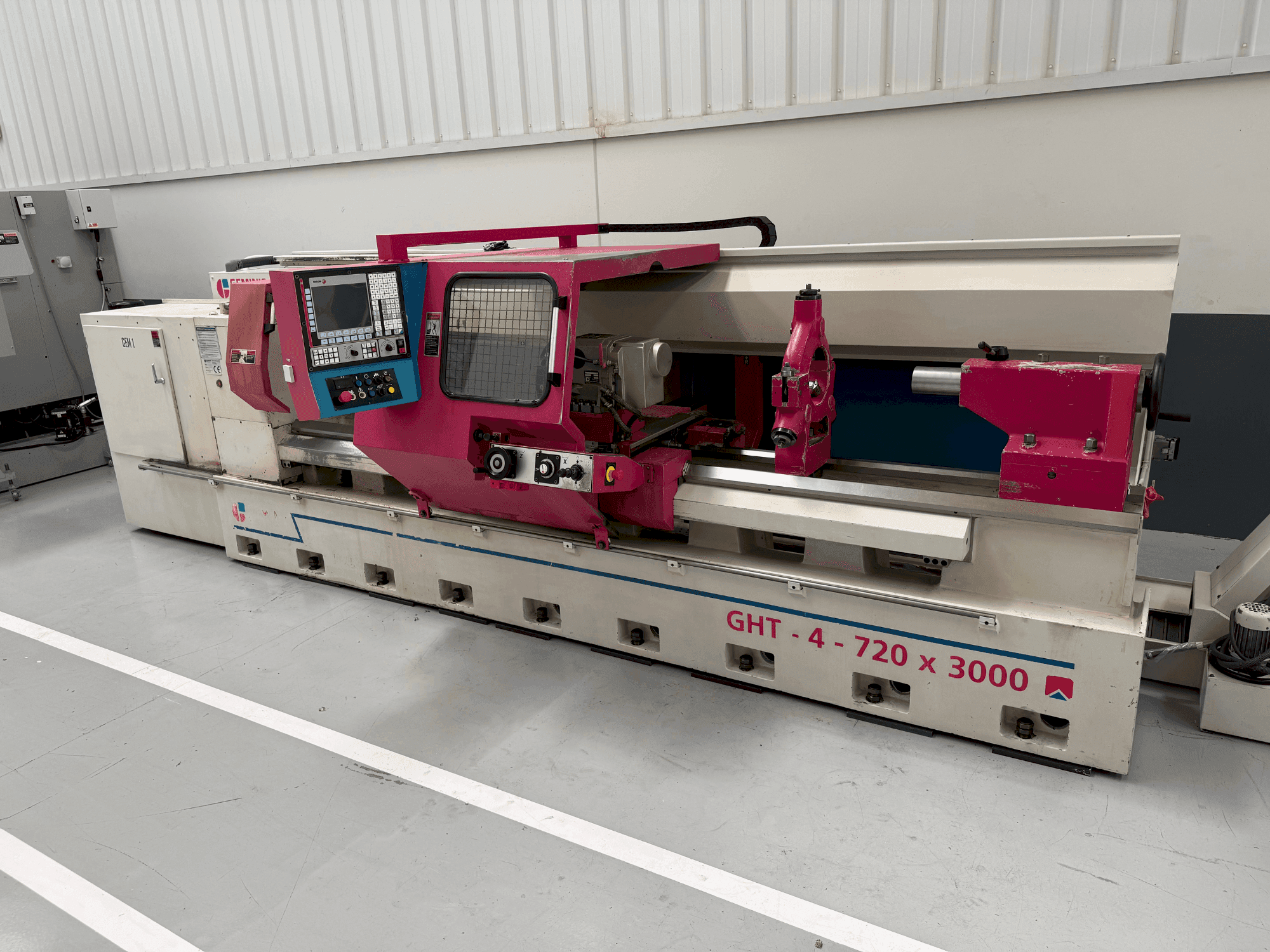 MACHINE_IMG_ALT_FRONT_VIEW