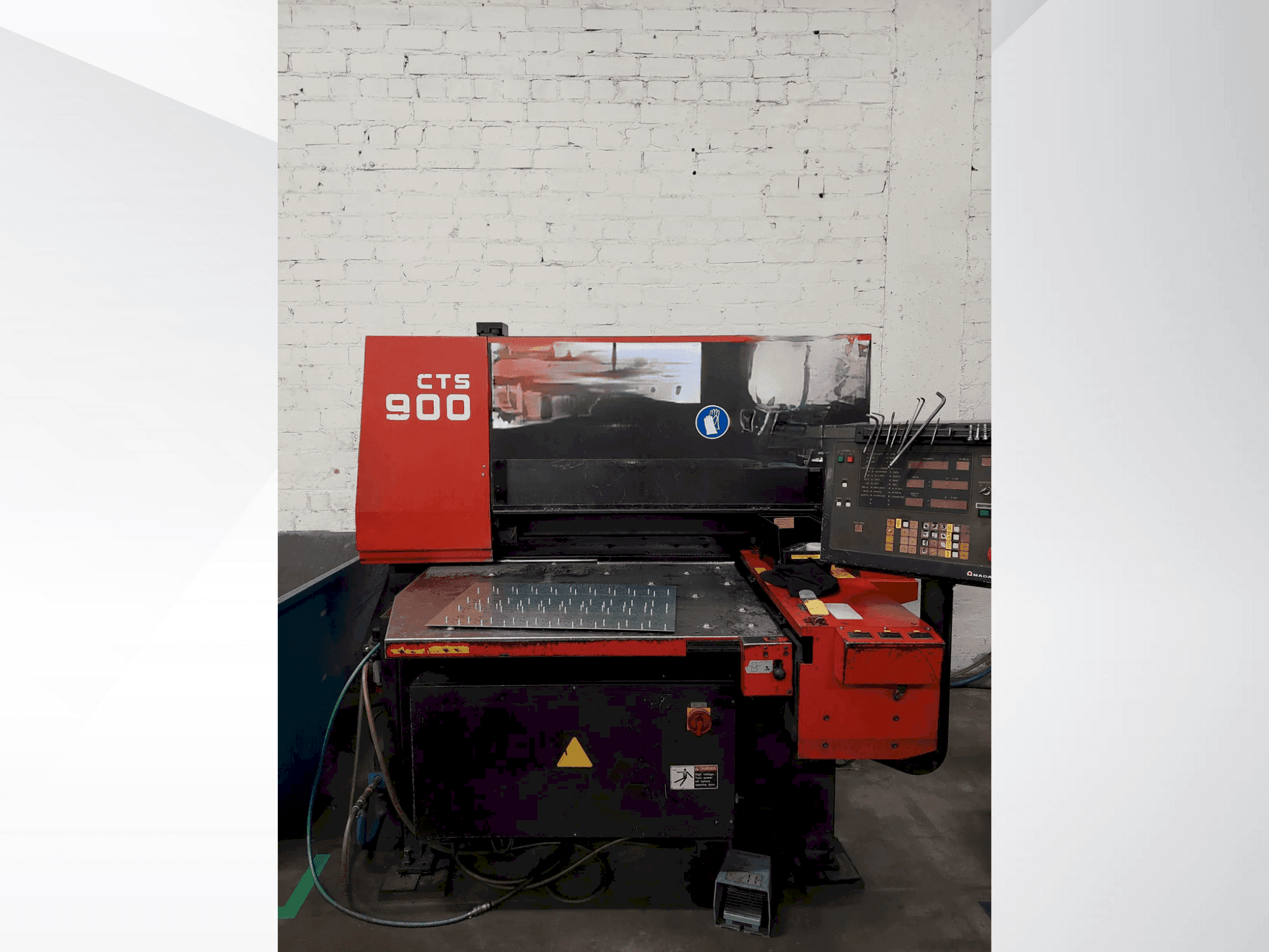 MACHINE_IMG_ALT_FRONT_VIEW