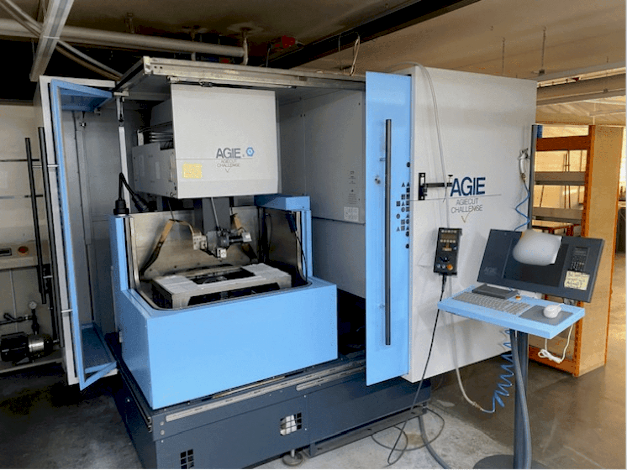 MACHINE_IMG_ALT_FRONT_VIEW