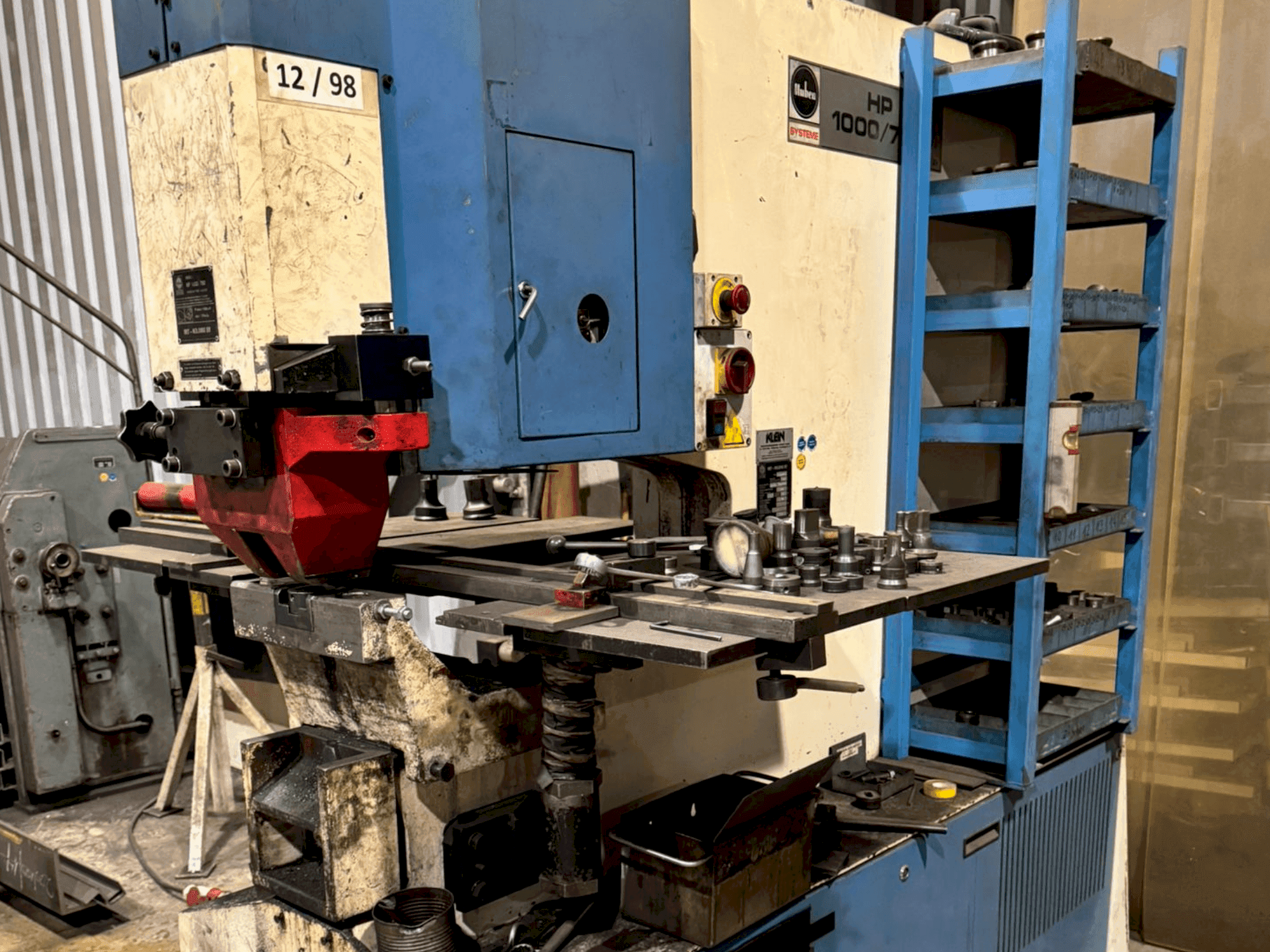 MACHINE_IMG_ALT_FRONT_VIEW