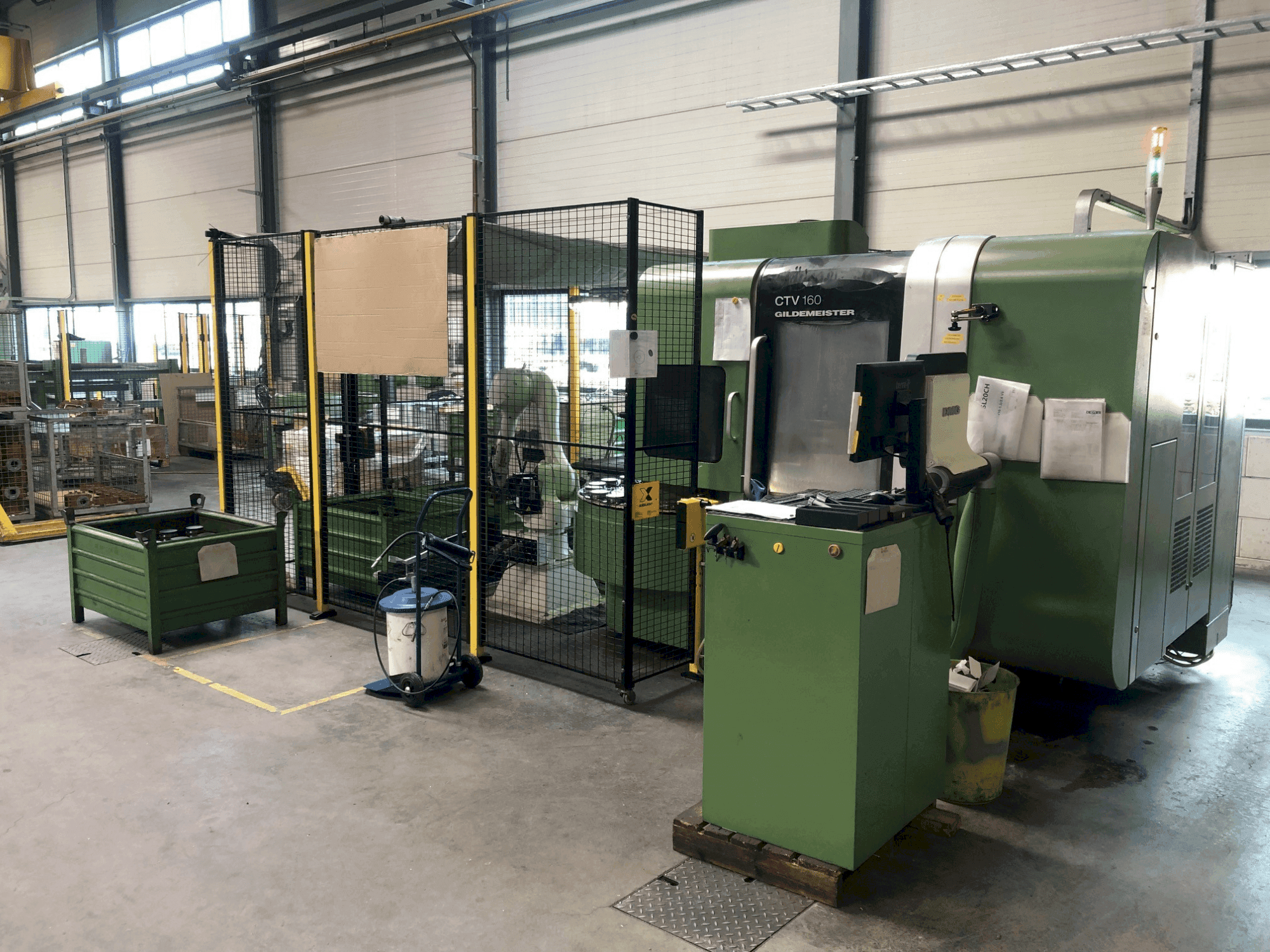 MACHINE_IMG_ALT_FRONT_VIEW