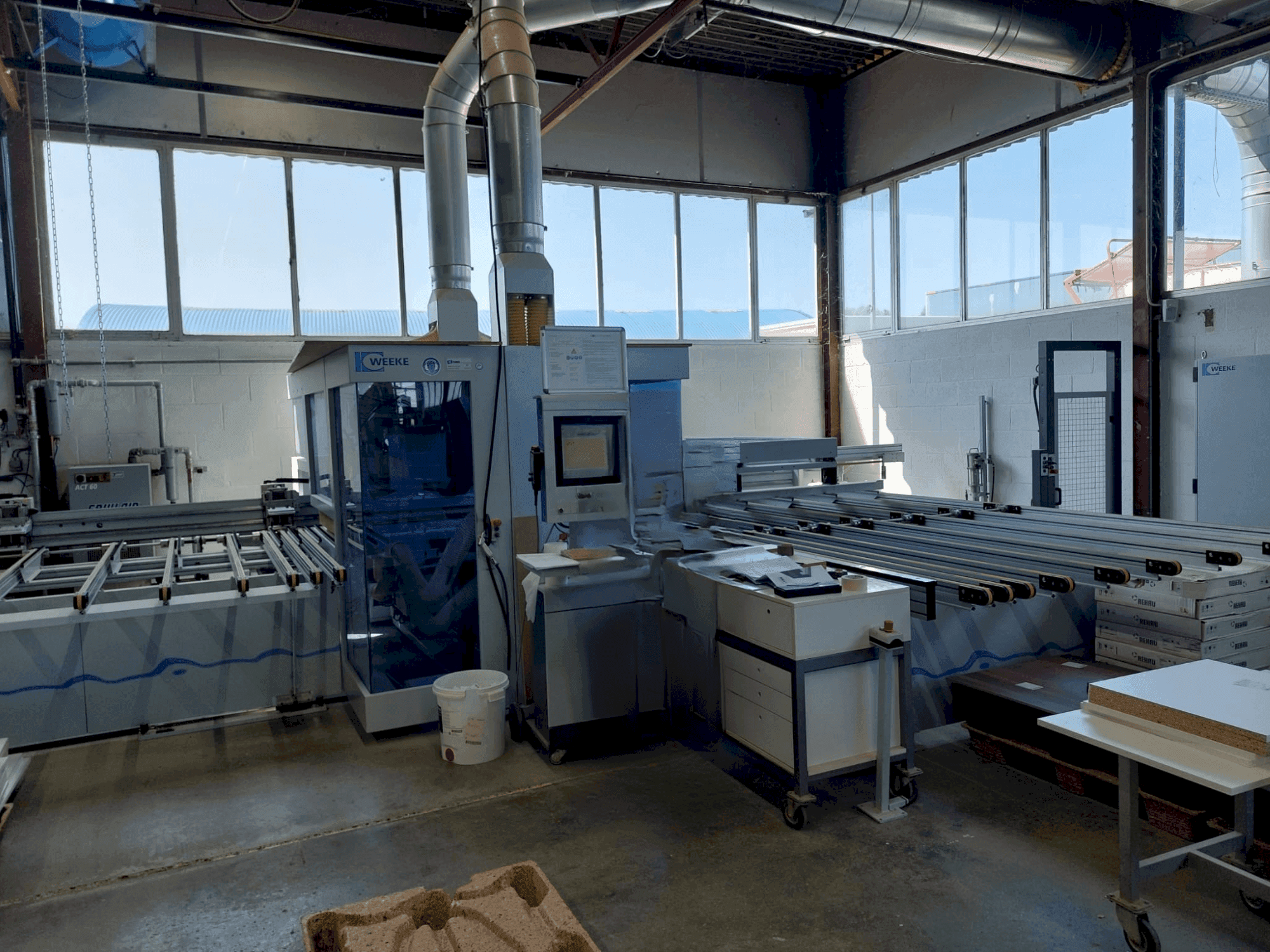 MACHINE_IMG_ALT_FRONT_VIEW