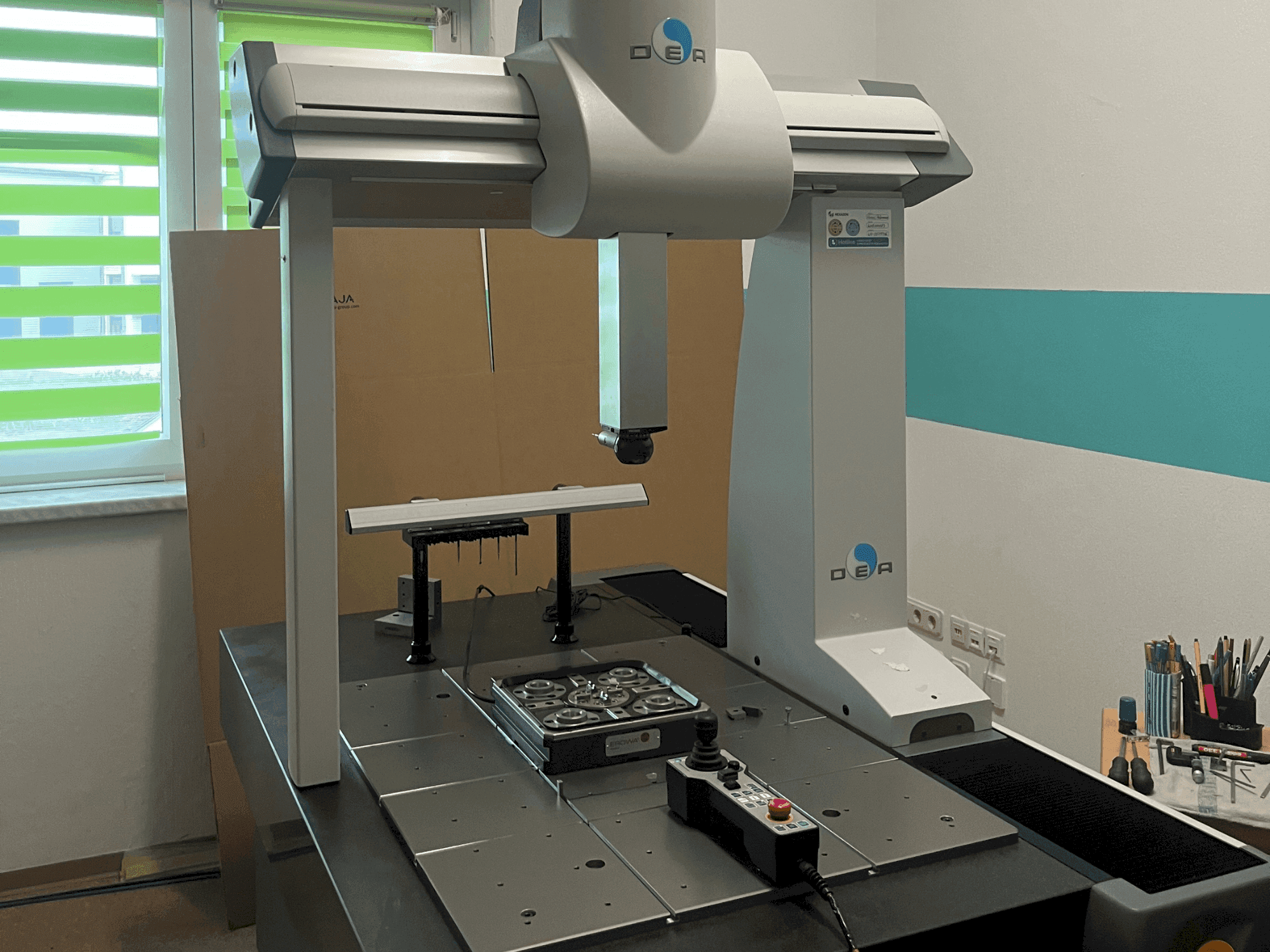 MACHINE_IMG_ALT_FRONT_VIEW