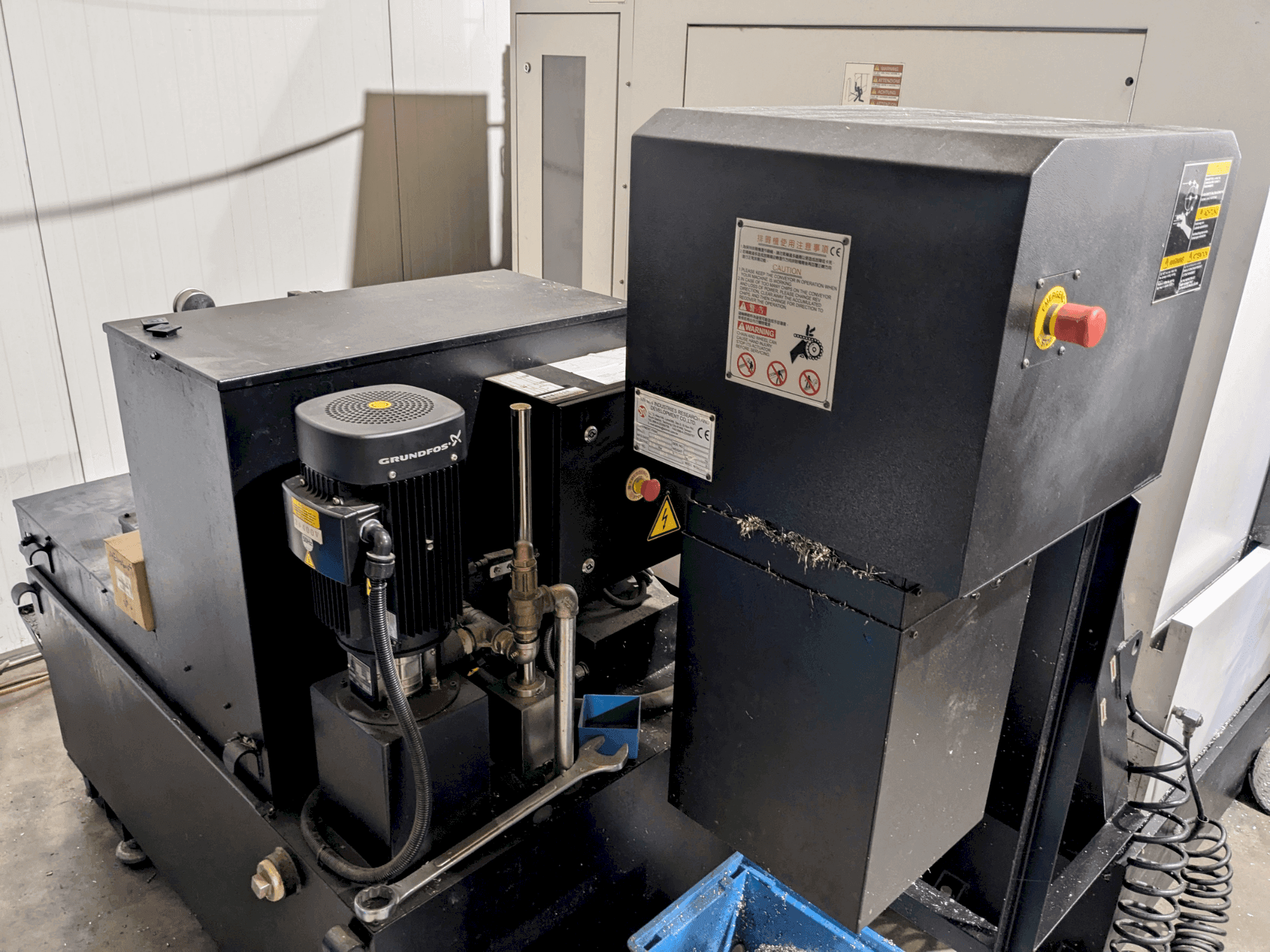 MACHINE_IMG_ALT_FRONT_VIEW